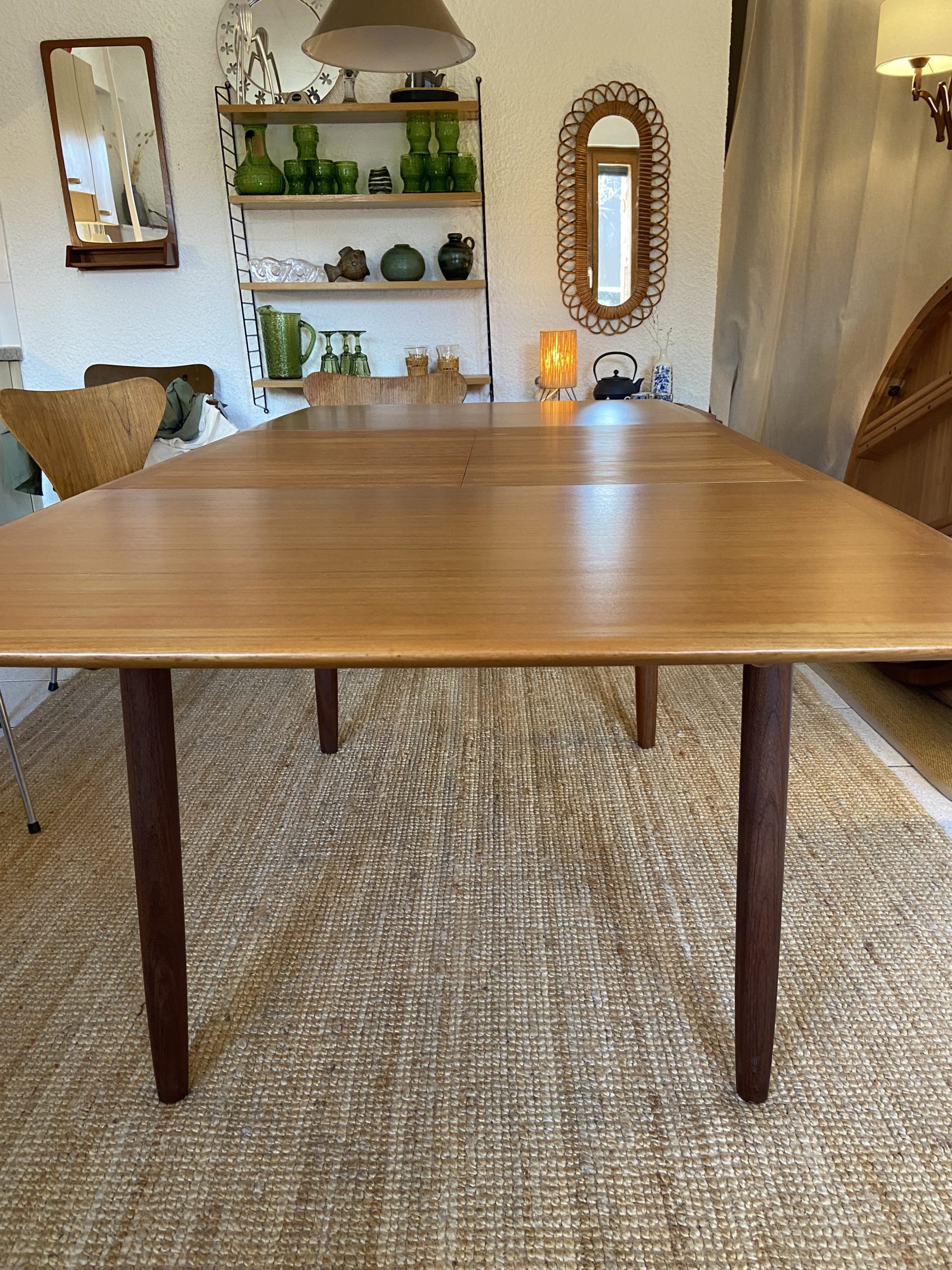 Table à manger en teck avec rallonge – Image 15