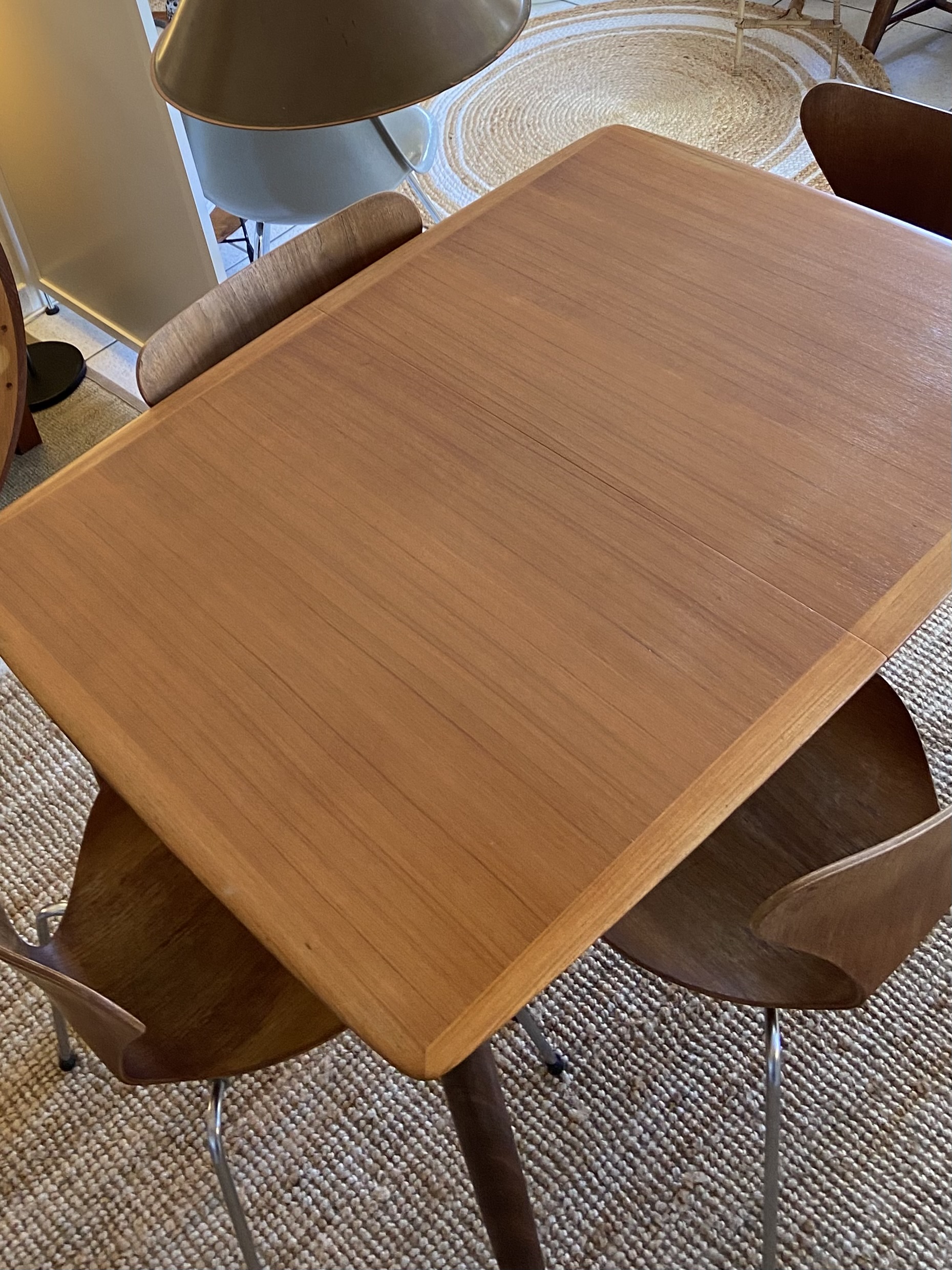 Table à manger en teck avec rallonge – Image 7