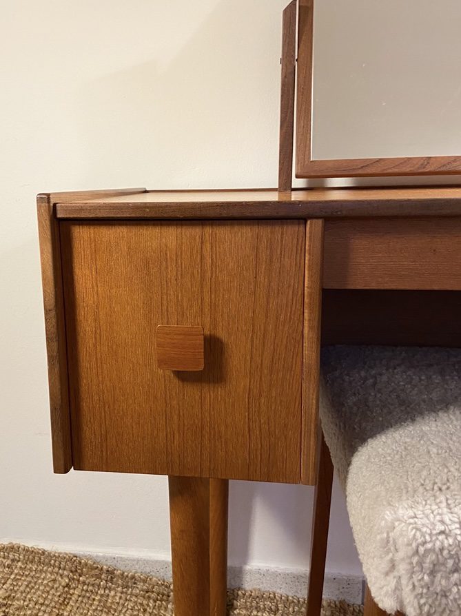 Coiffeuse en teck vintage danoise – Image 5
