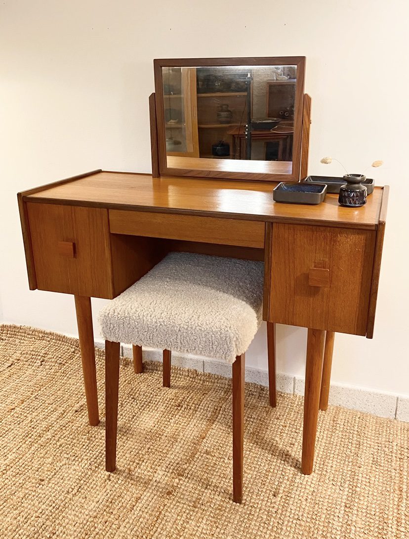 Coiffeuse en teck vintage danoise – Image 9