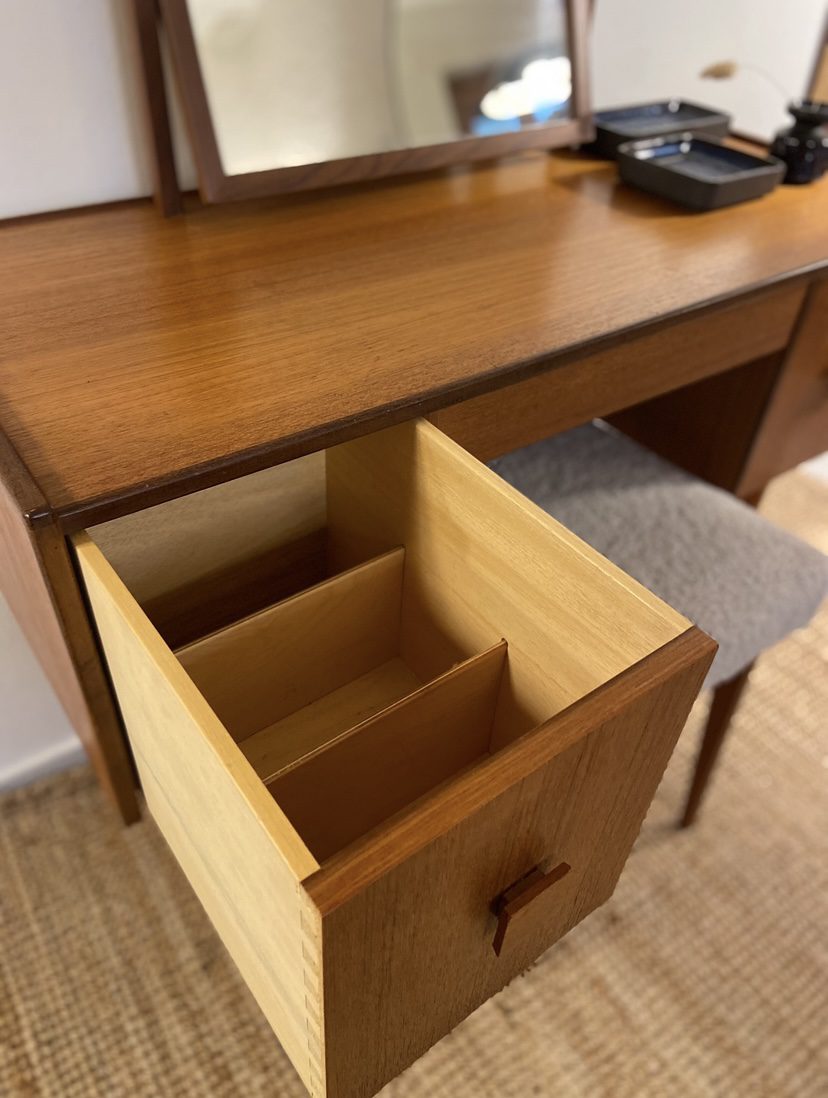 Coiffeuse en teck vintage danoise – Image 12