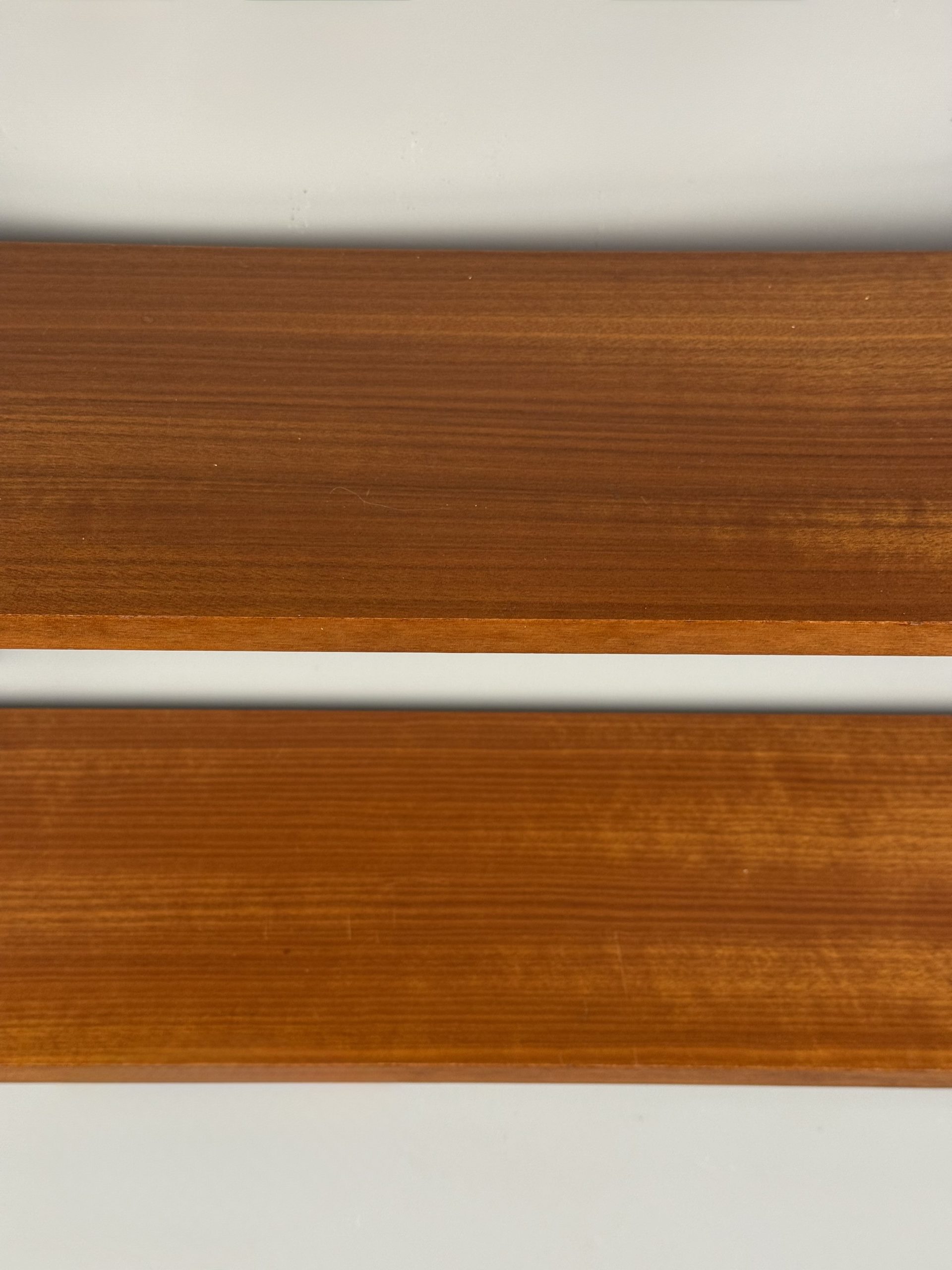 Vintage wall shelf with three teak veneer shelves – Image 9