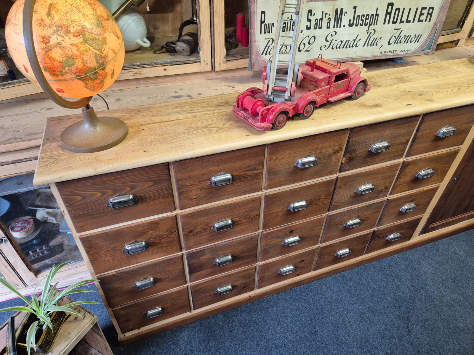 Ancien meuble de métier – Image 9