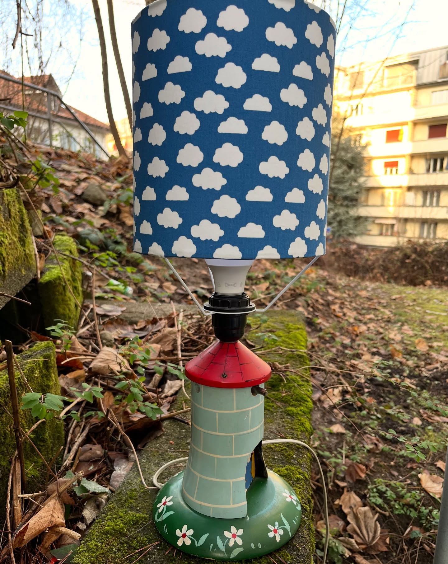 Lampe de chevet moulin / boîte à musique – Bild 4