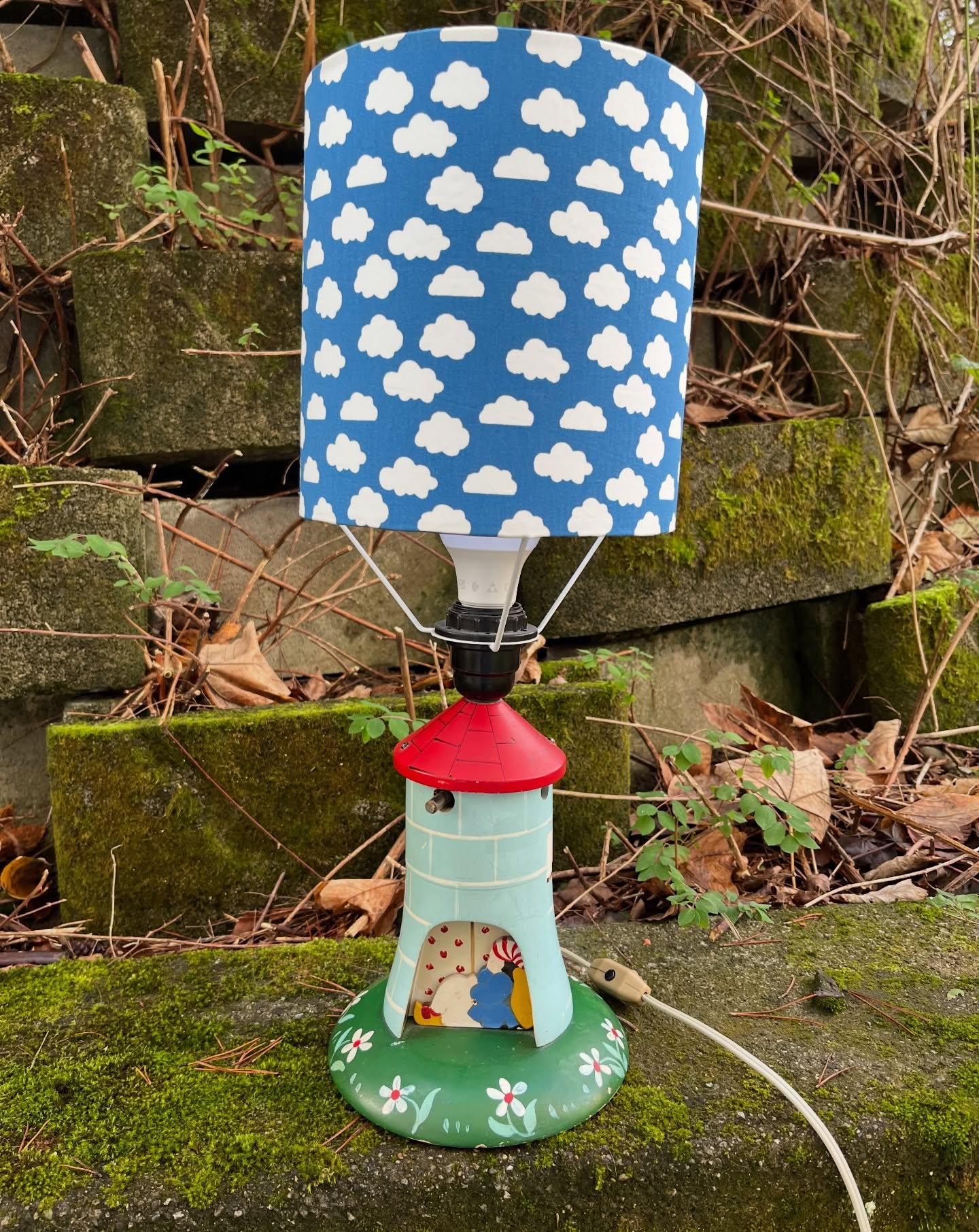 Lampe de chevet moulin / boîte à musique – Bild 2