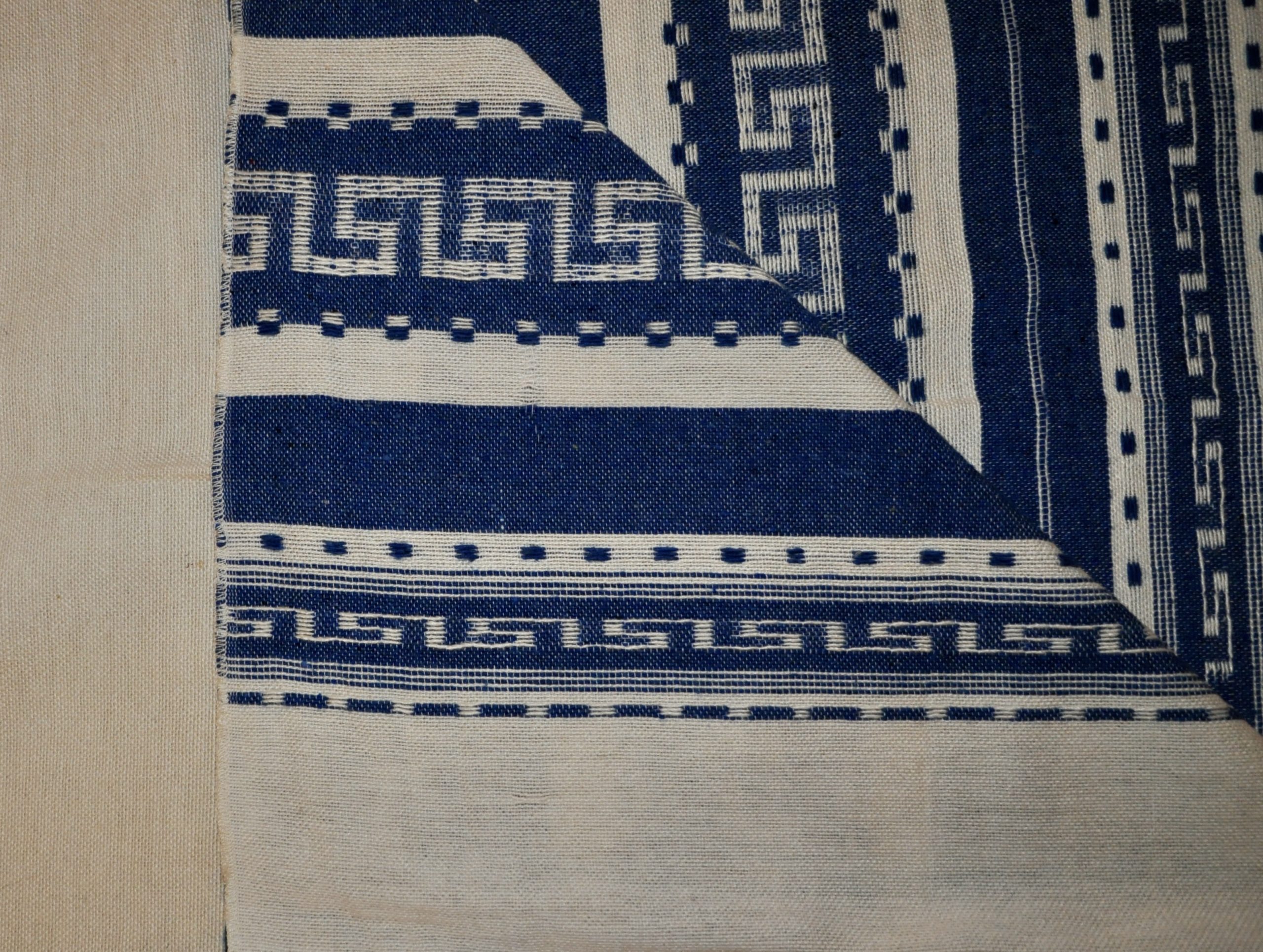 Couverture en lin blanc et bleue – Image 3