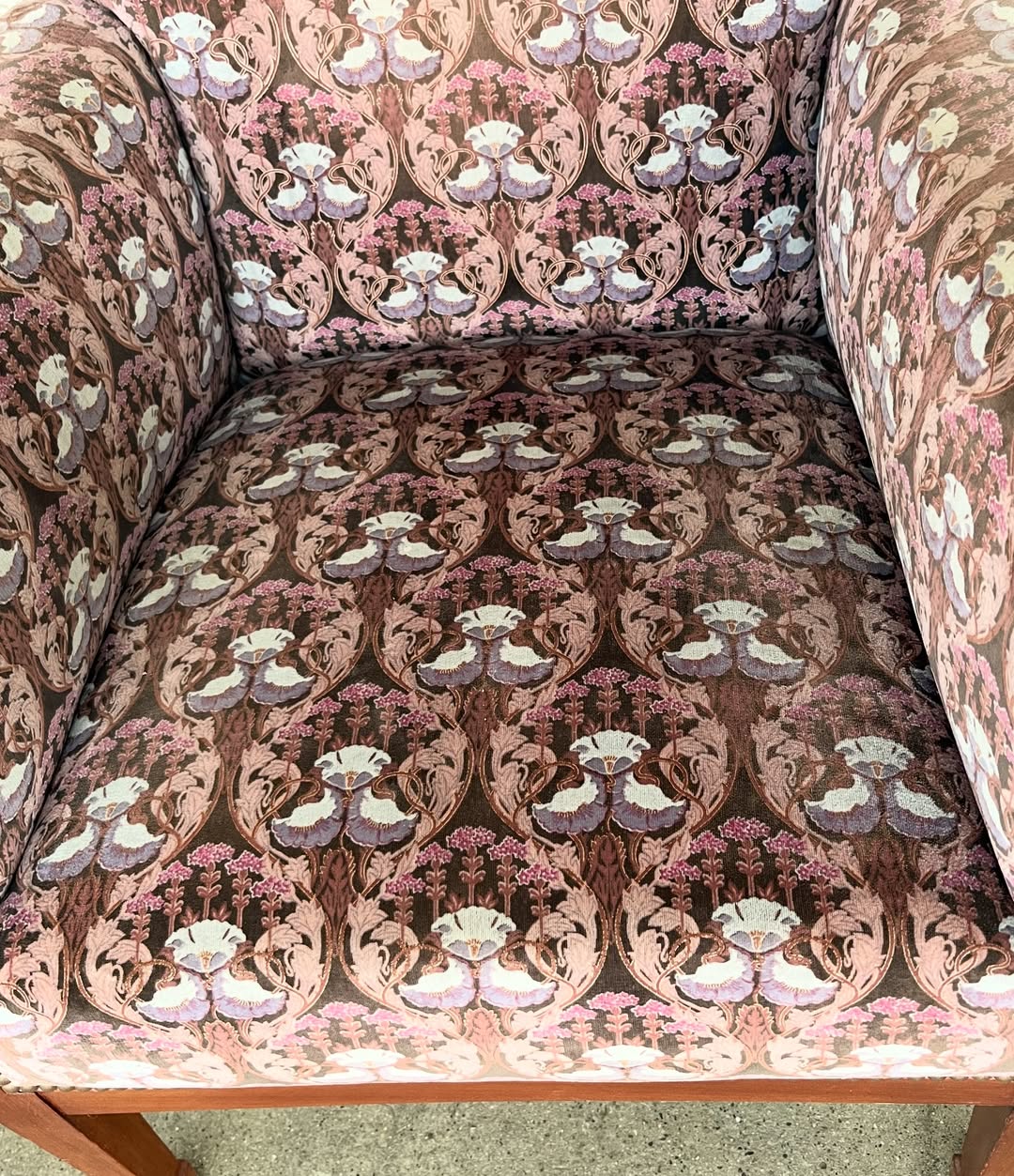 Fauteuil anglais en acajou avec tissus Morris – Bild 3