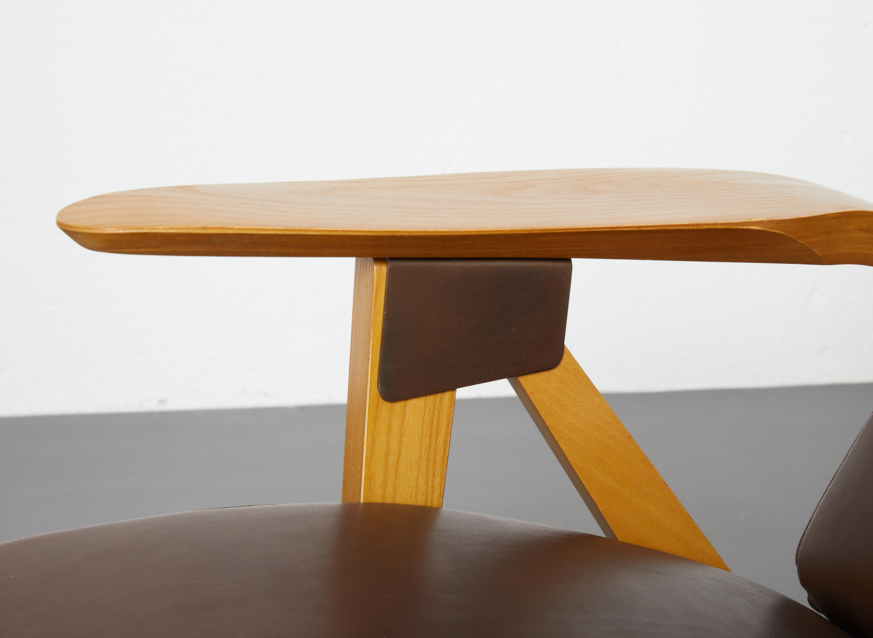 Fauteuil "Gilda" dessiné par Carlo Mollino – Bild 11