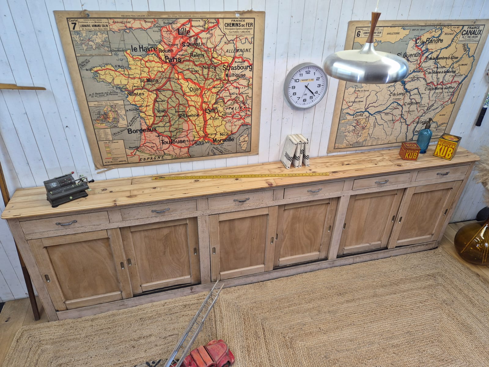 Ancien comptoir d'école – Image 7