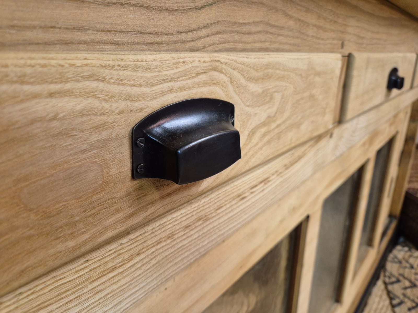 Ancien meuble de métier – Image 3