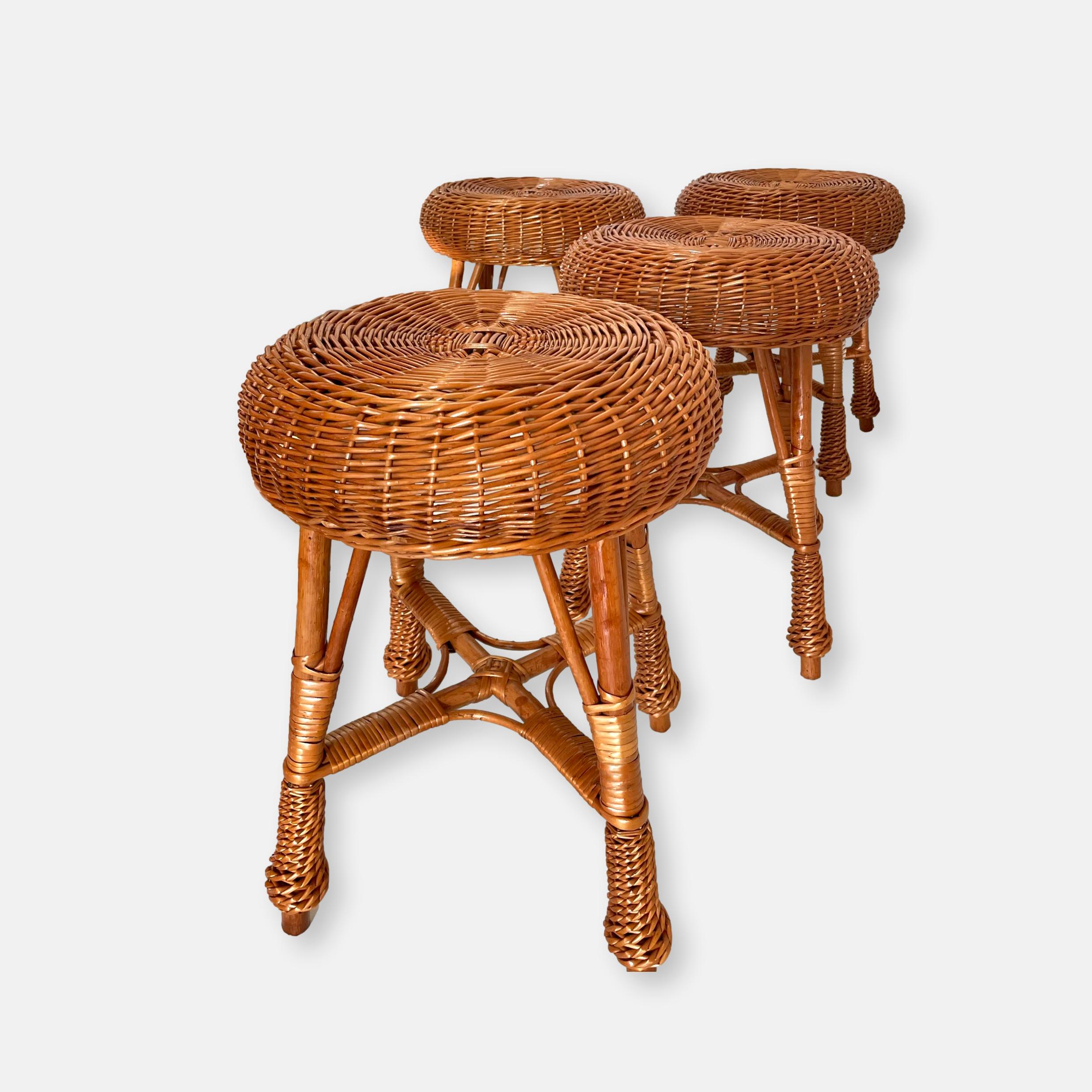 4 tabourets vintage en rotin