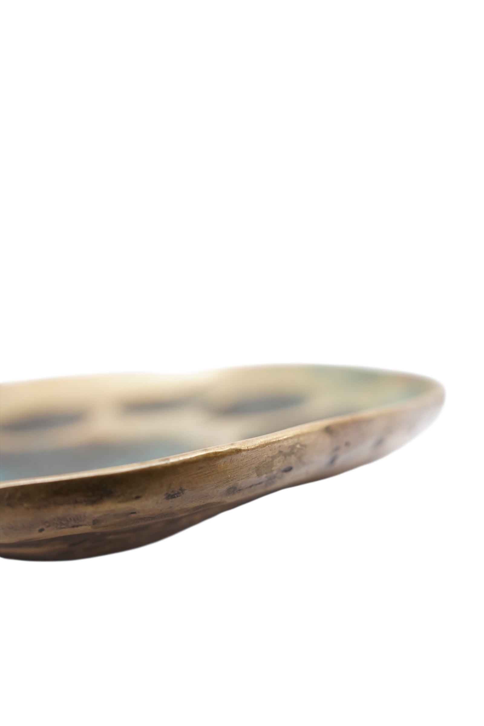 Sculpture en bronze d’une pâte de lion – Bild 6