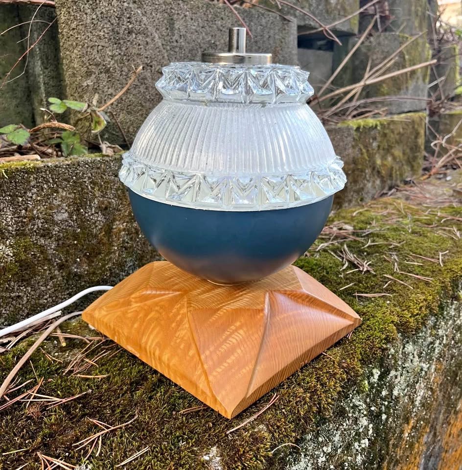 Lampe à poser pièce unique – Image 2