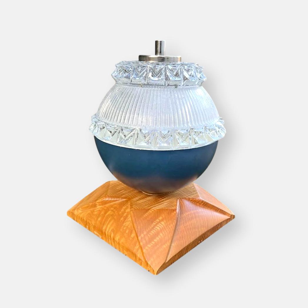 Lampe à poser pièce unique