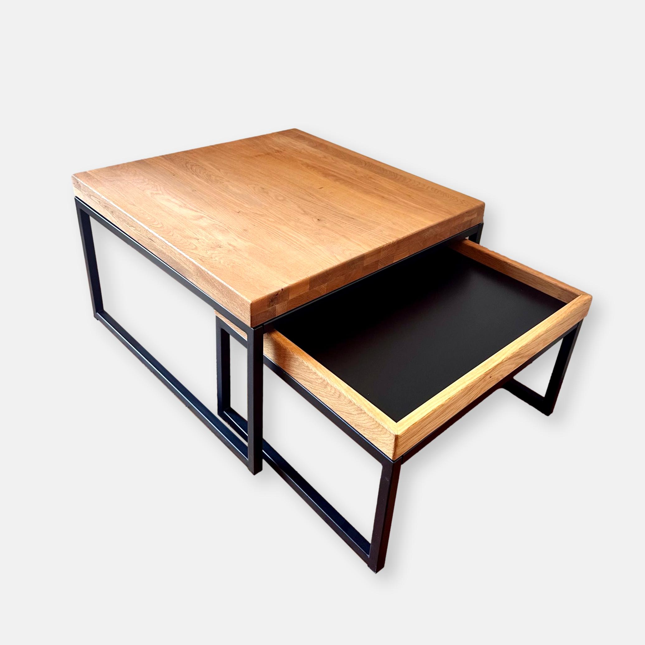 Table gigogne modèle Lubao de Johann Jakob