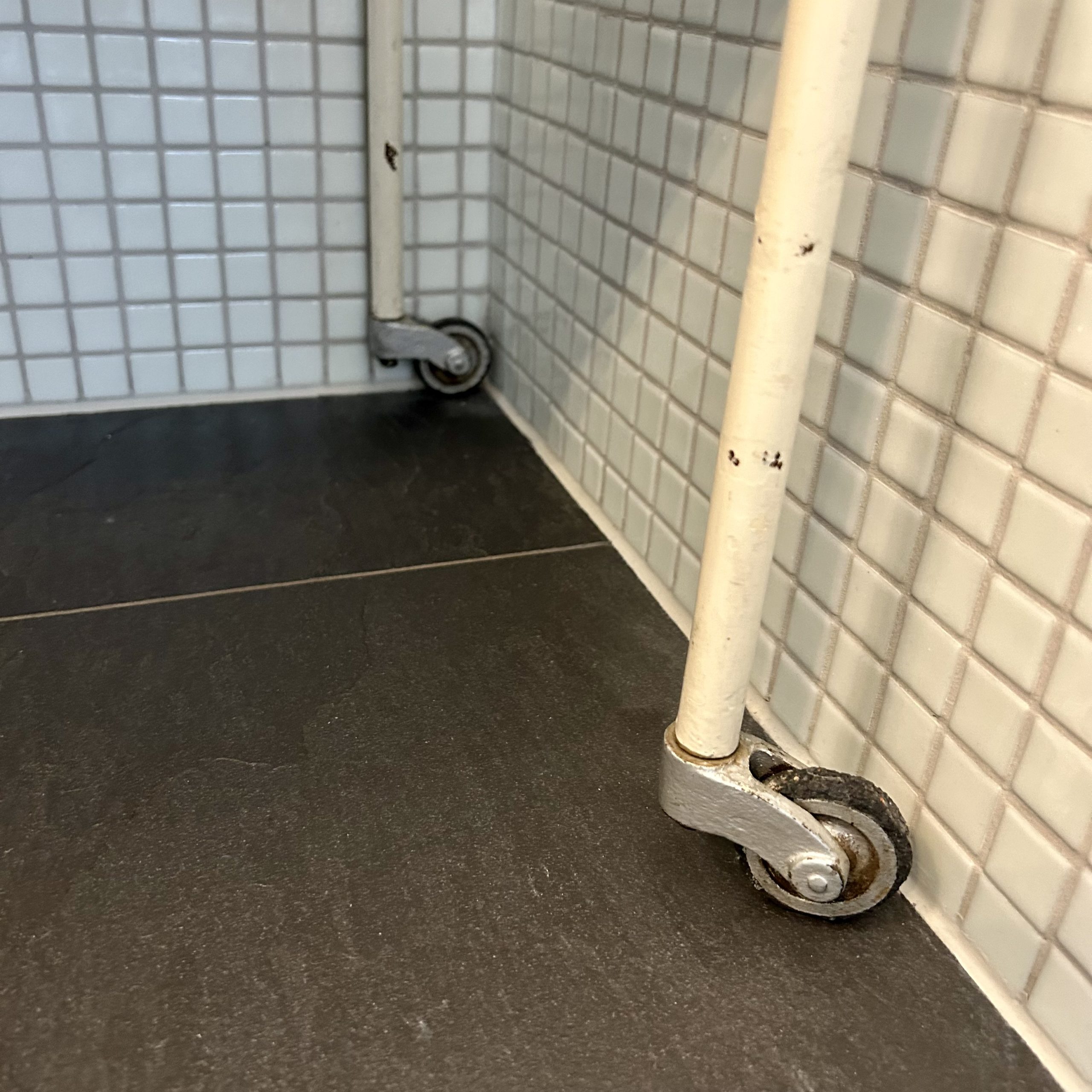 Ancienne table d’hôpital – Image 6