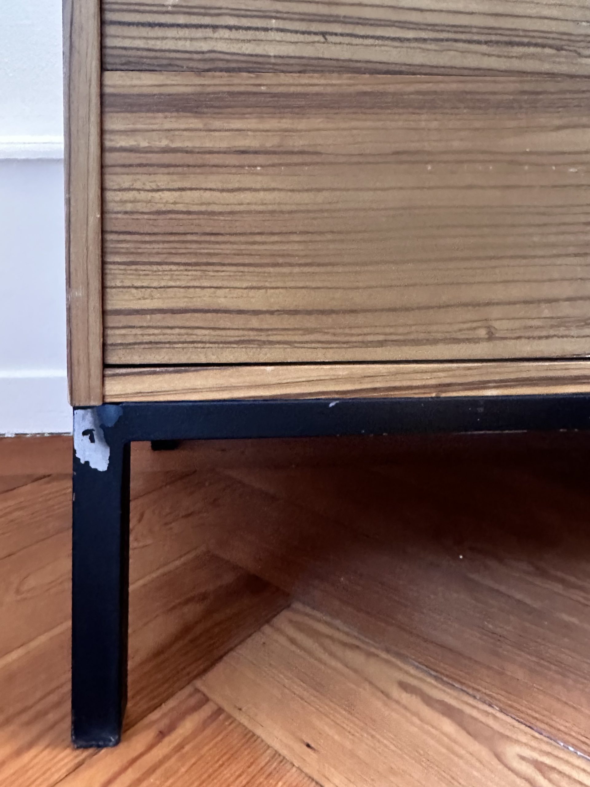 Commode basse vintage 4 tiroirs – Image 6