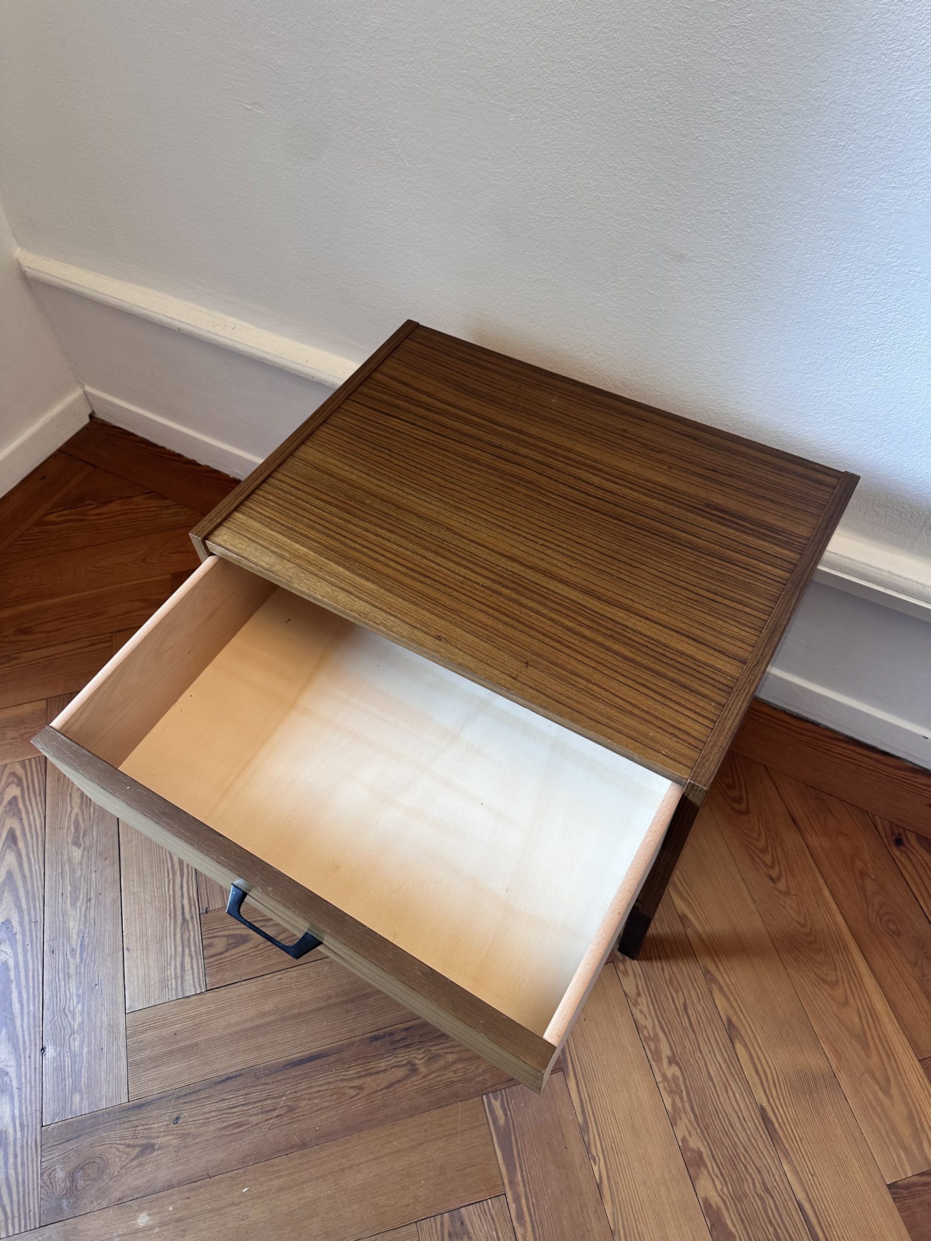 Table de chevet vintage 2 tiroirs – Bild 4