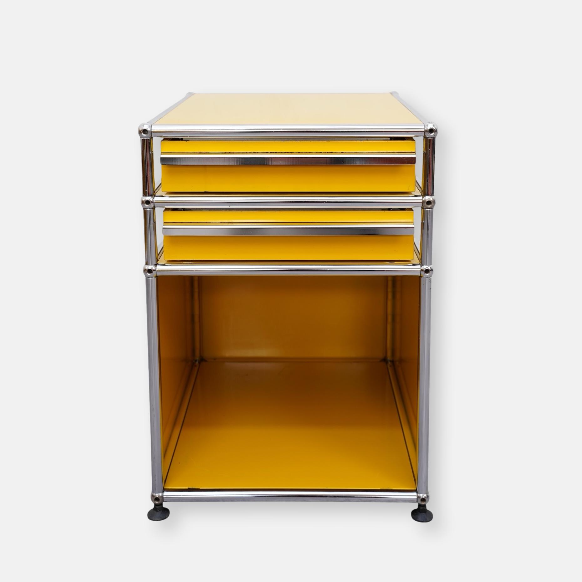 Caisson de bureau sur roulette USM