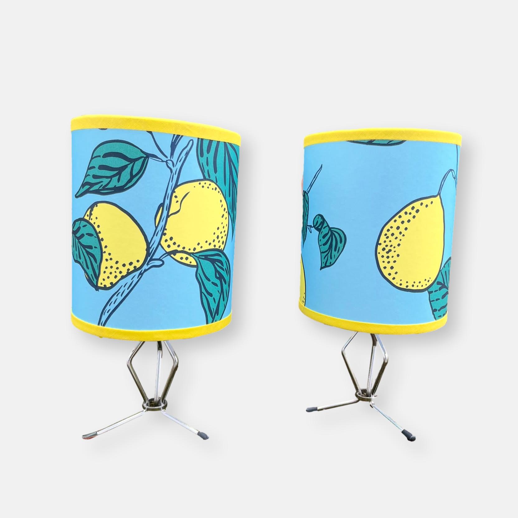 Paire de lampes en métal et abat jour citron