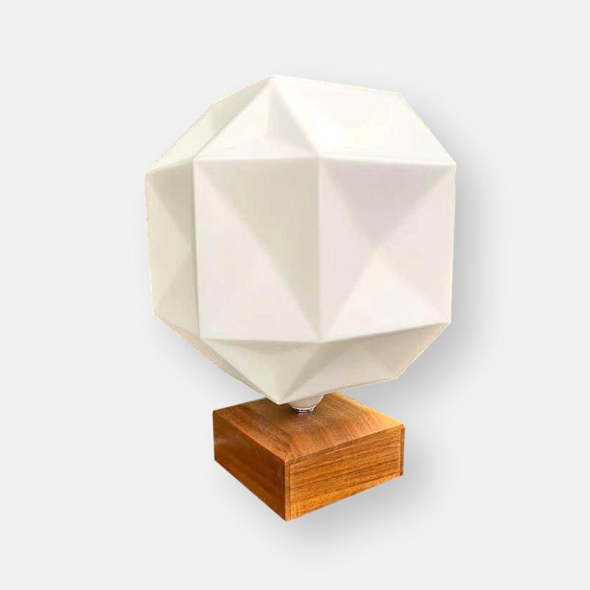 Lampe à poser géométrique style scandinave