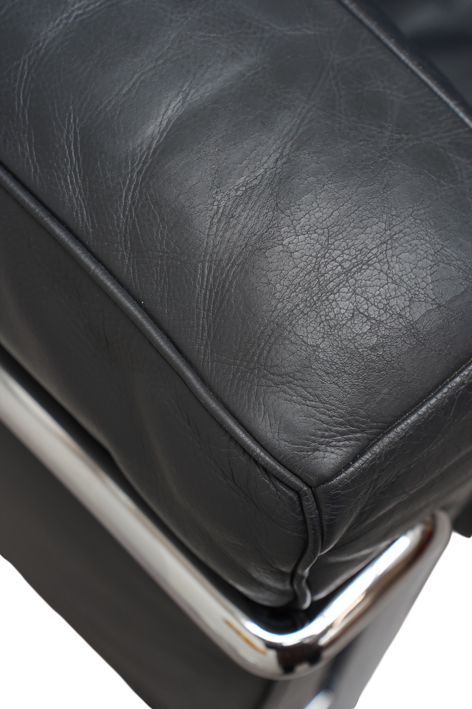 Fauteuil LC2 Grand Confort (4 pièces disponibles) – Bild 16