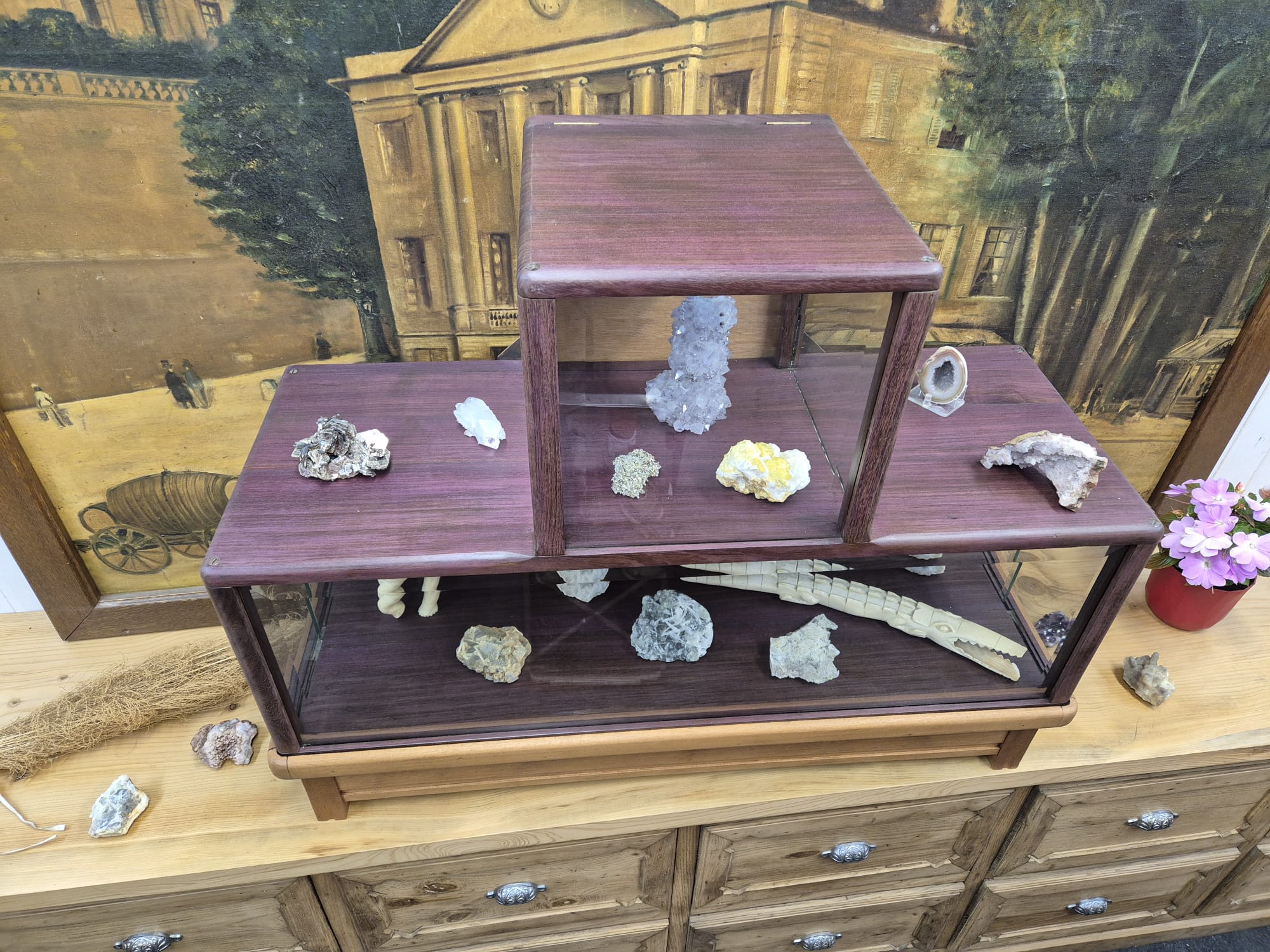 Ancienne vitrine 1930 en amarante – Bild 4