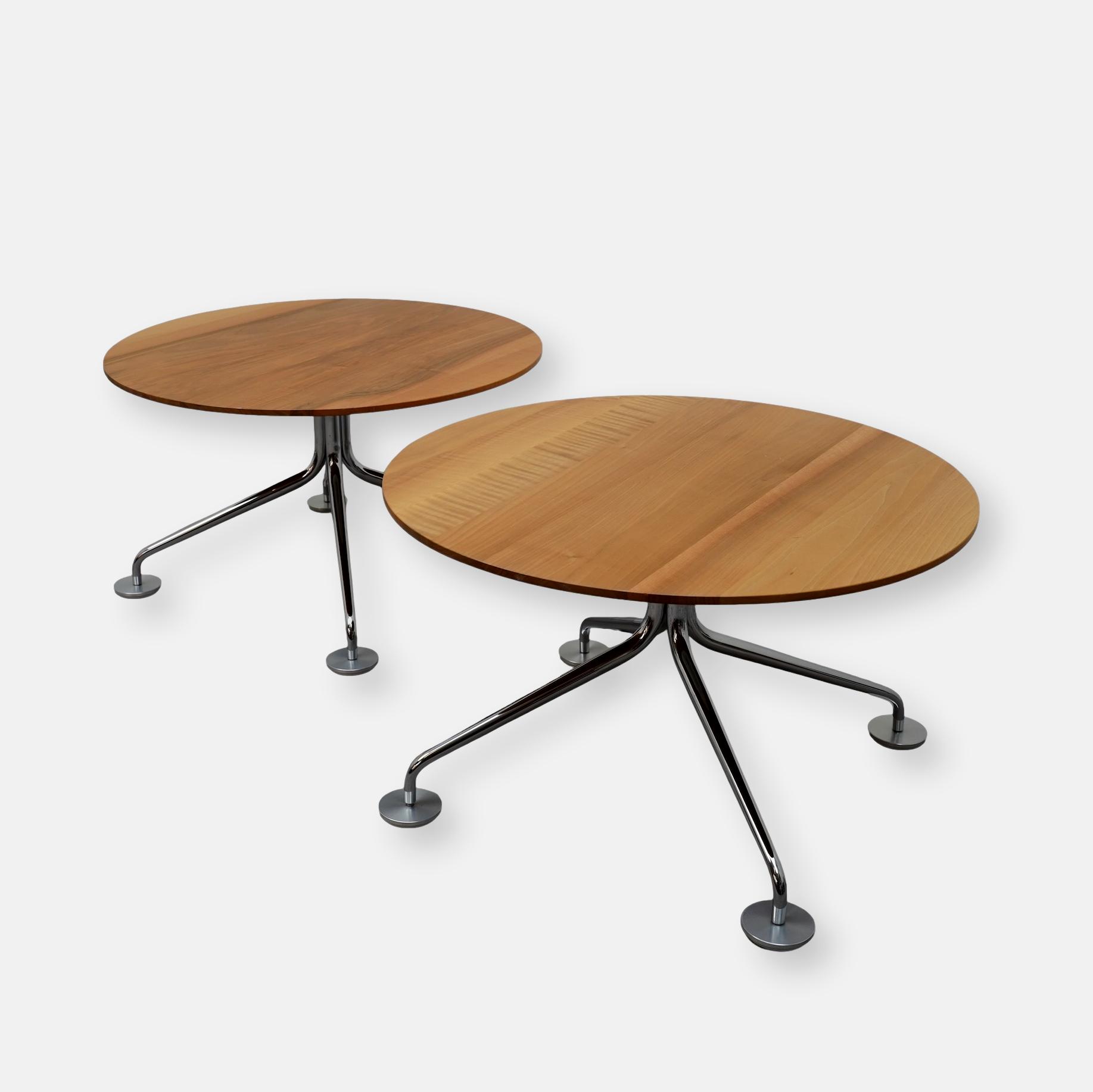 Table Nomos de Norman Foster pour Tecno