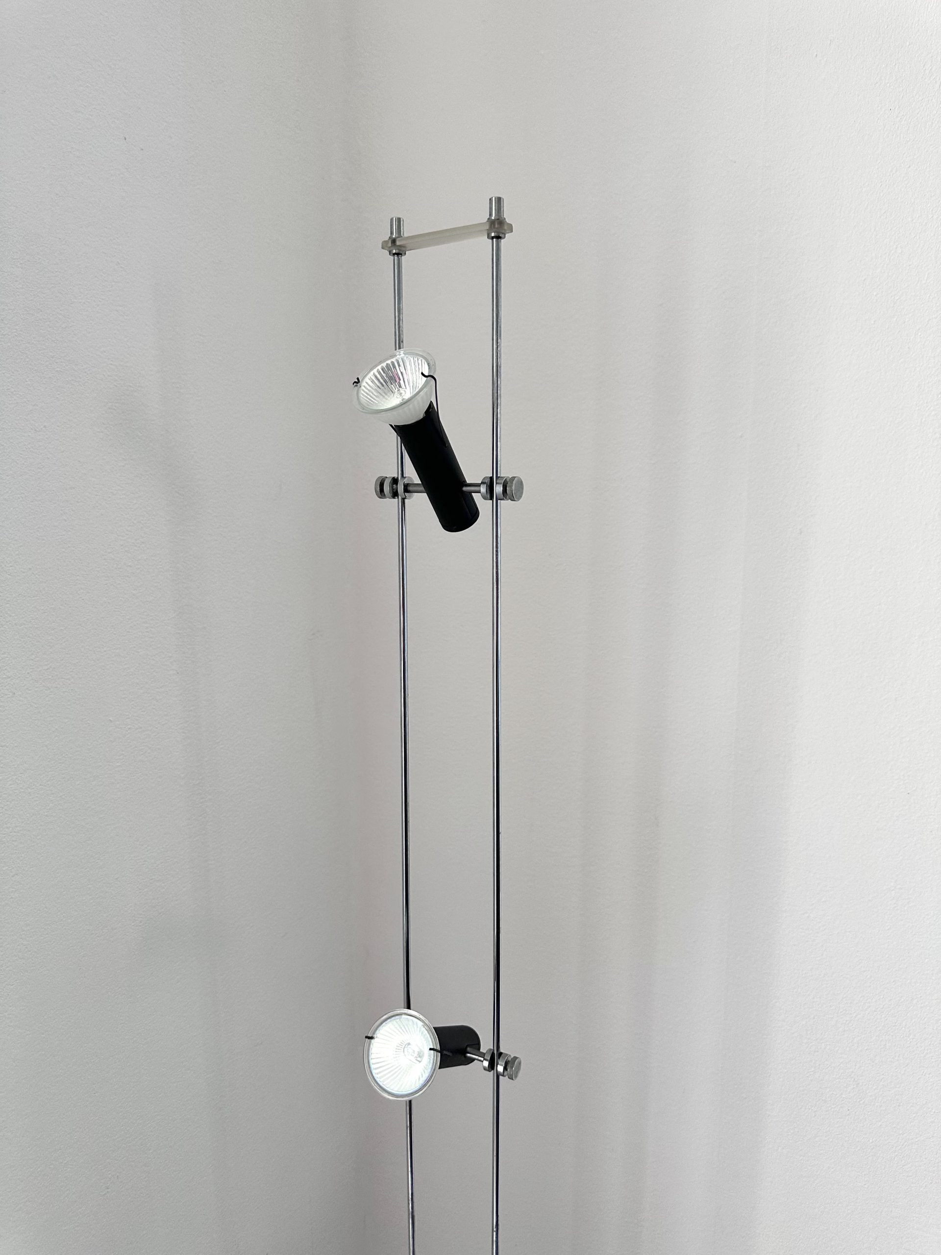 Lampe de sol 1980 à 2 spots orientables – Bild 3