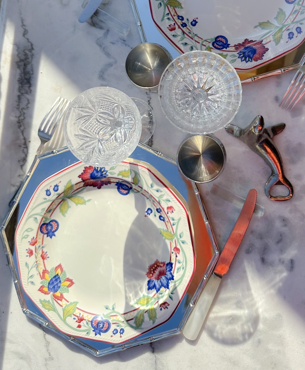 Six sous-assiettes en métal argenté – Bild 6
