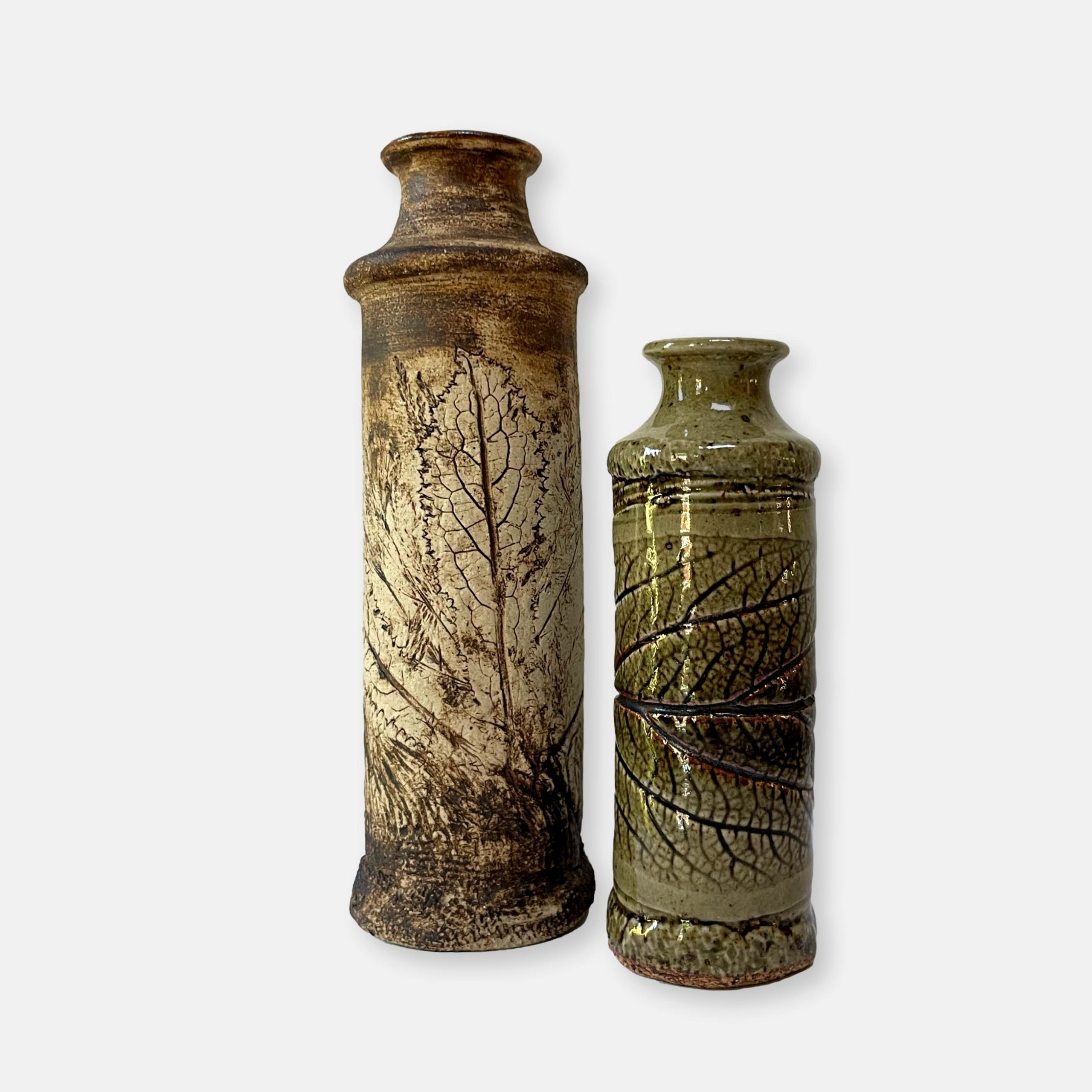 Duo de vases soliflores en grès vintage