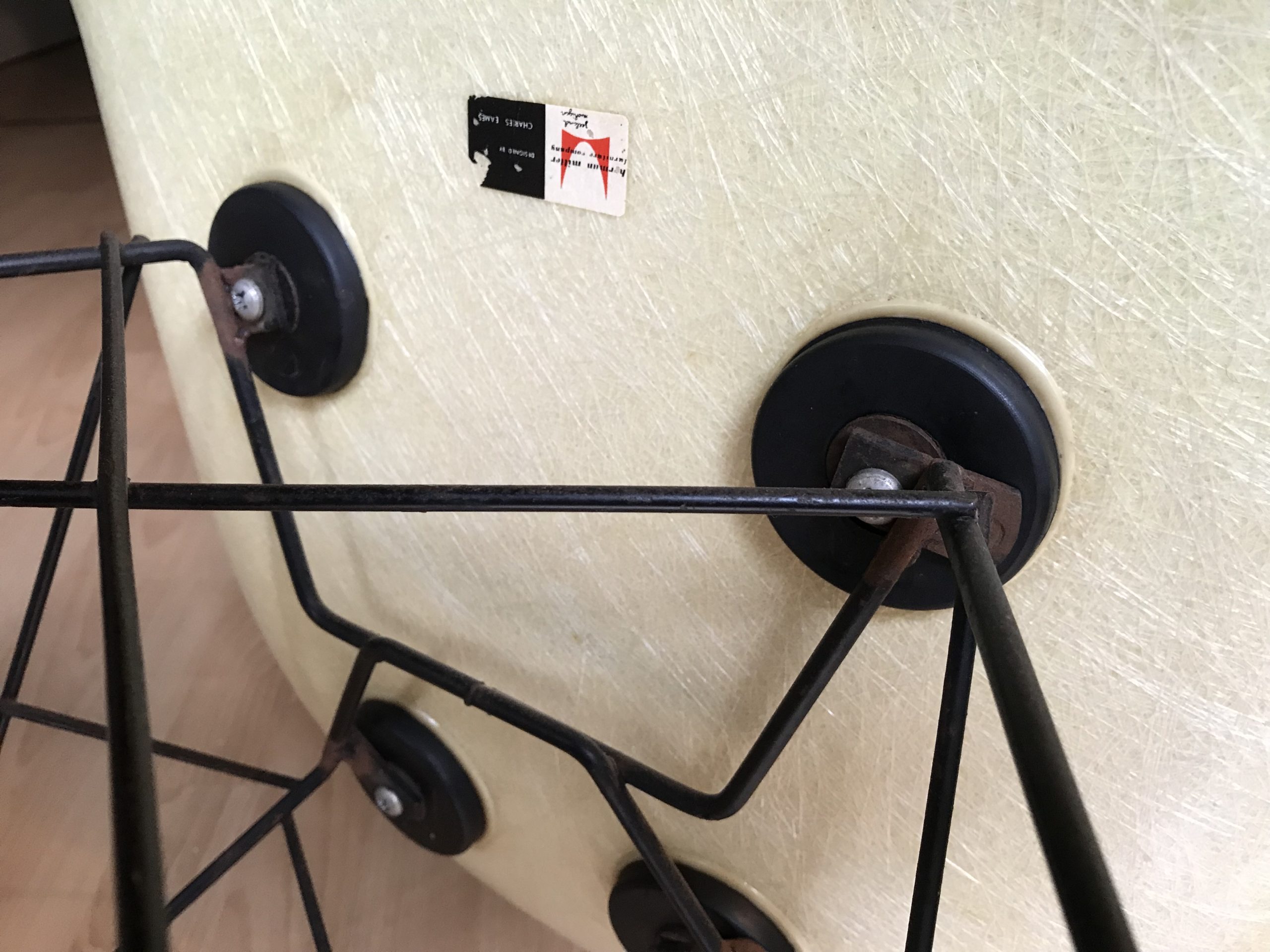 Armchair C&R Eames LAR – Bild 4