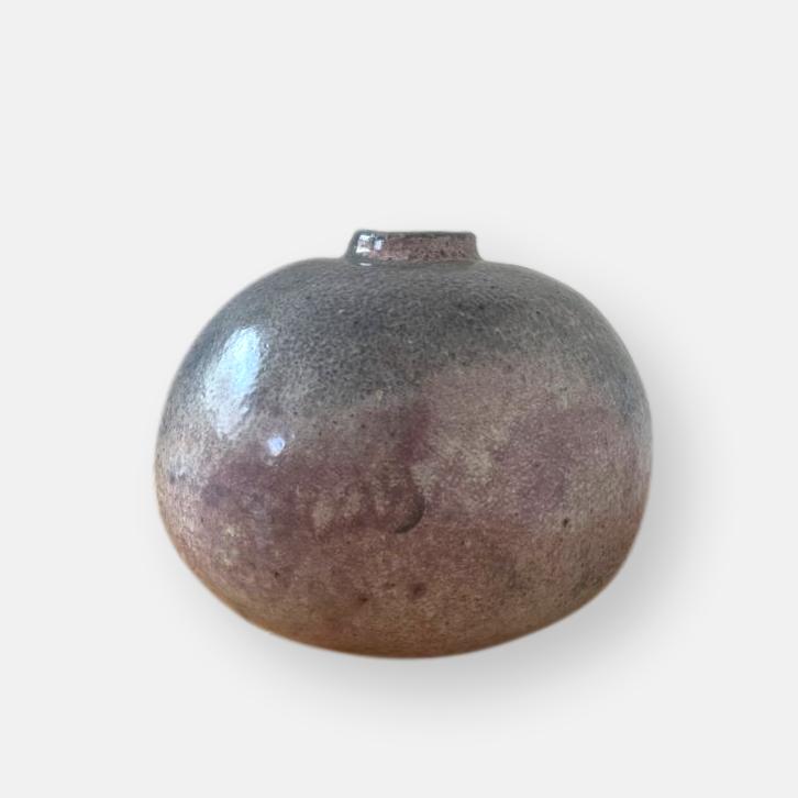 Arnold Zahner Vase