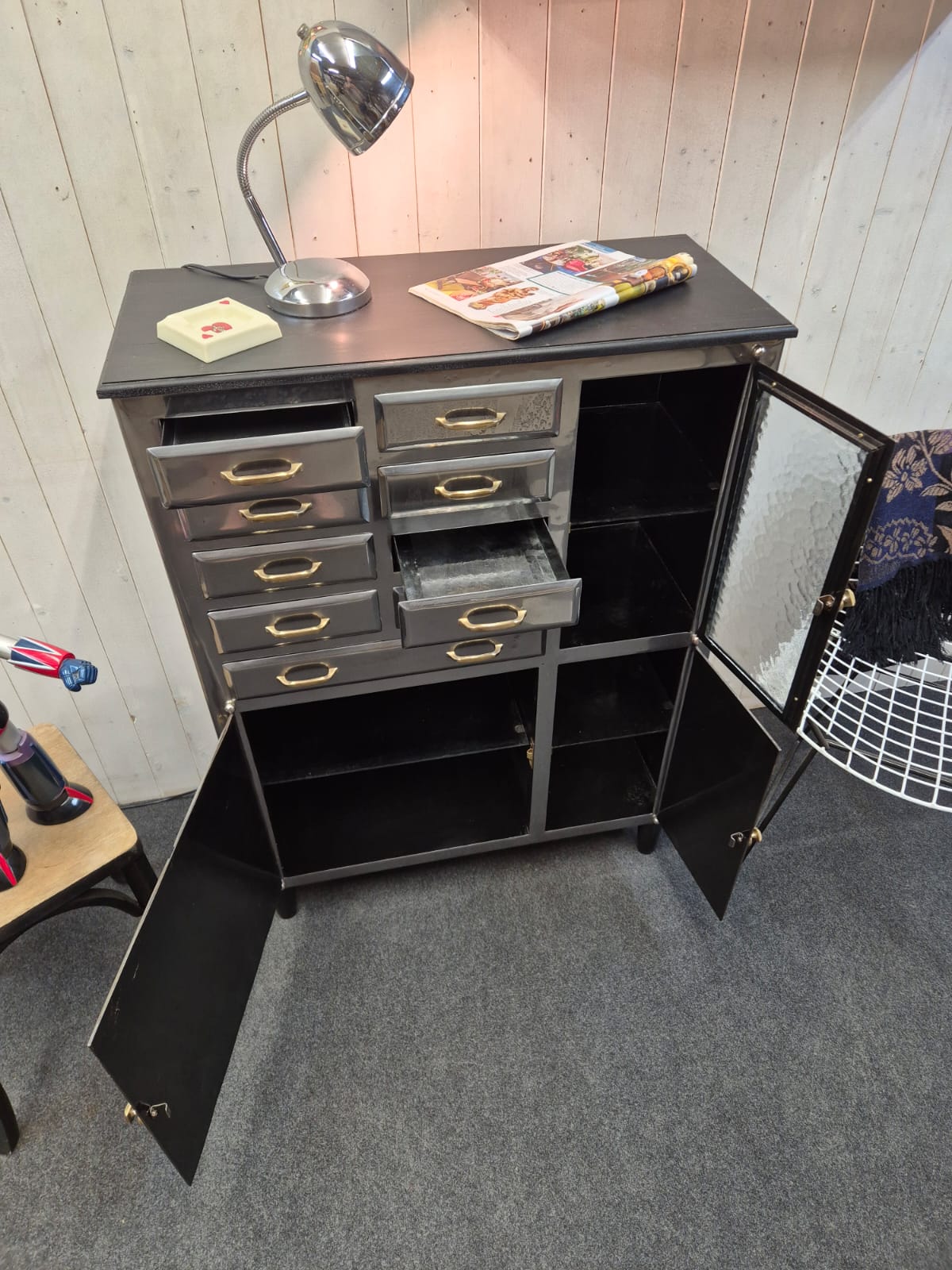 Ancien meuble de dentiste – Image 6