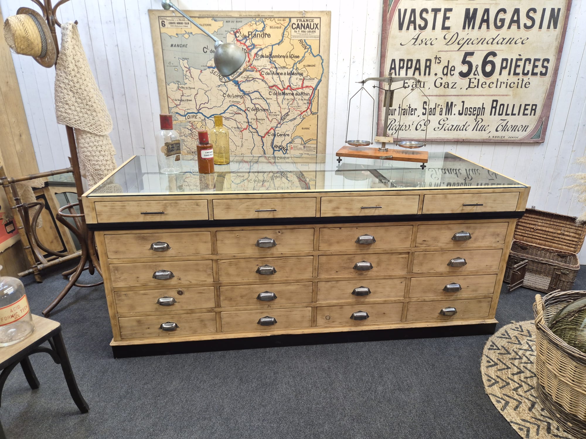 Ancienne vitrine comptoir de bijouterie – Image 10