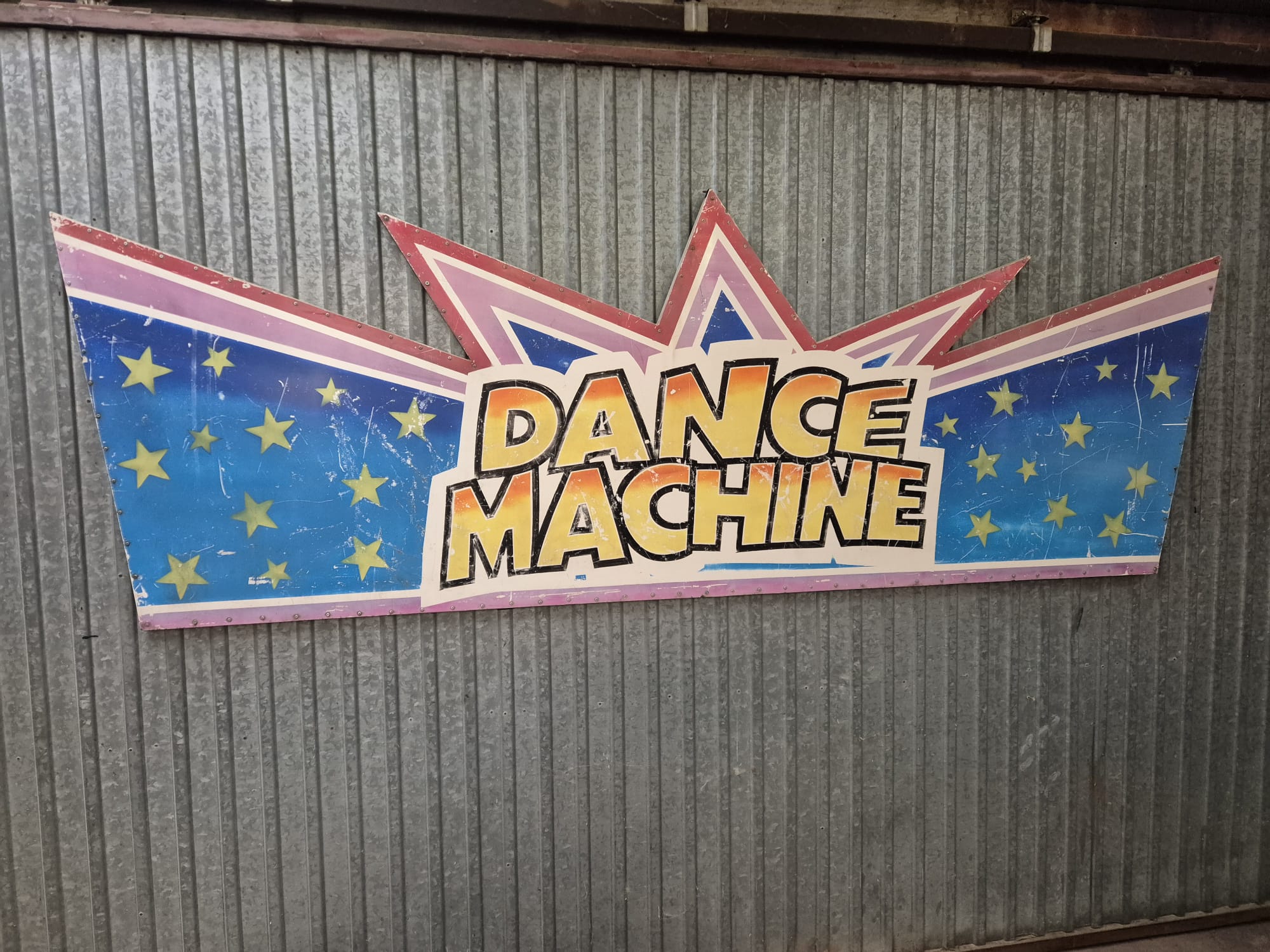 Ancien fronton de manège – Bild 2