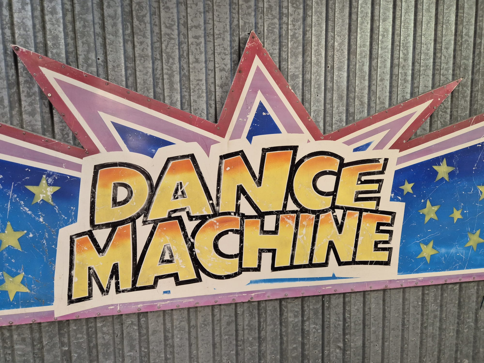 Ancien fronton de manège – Bild 7