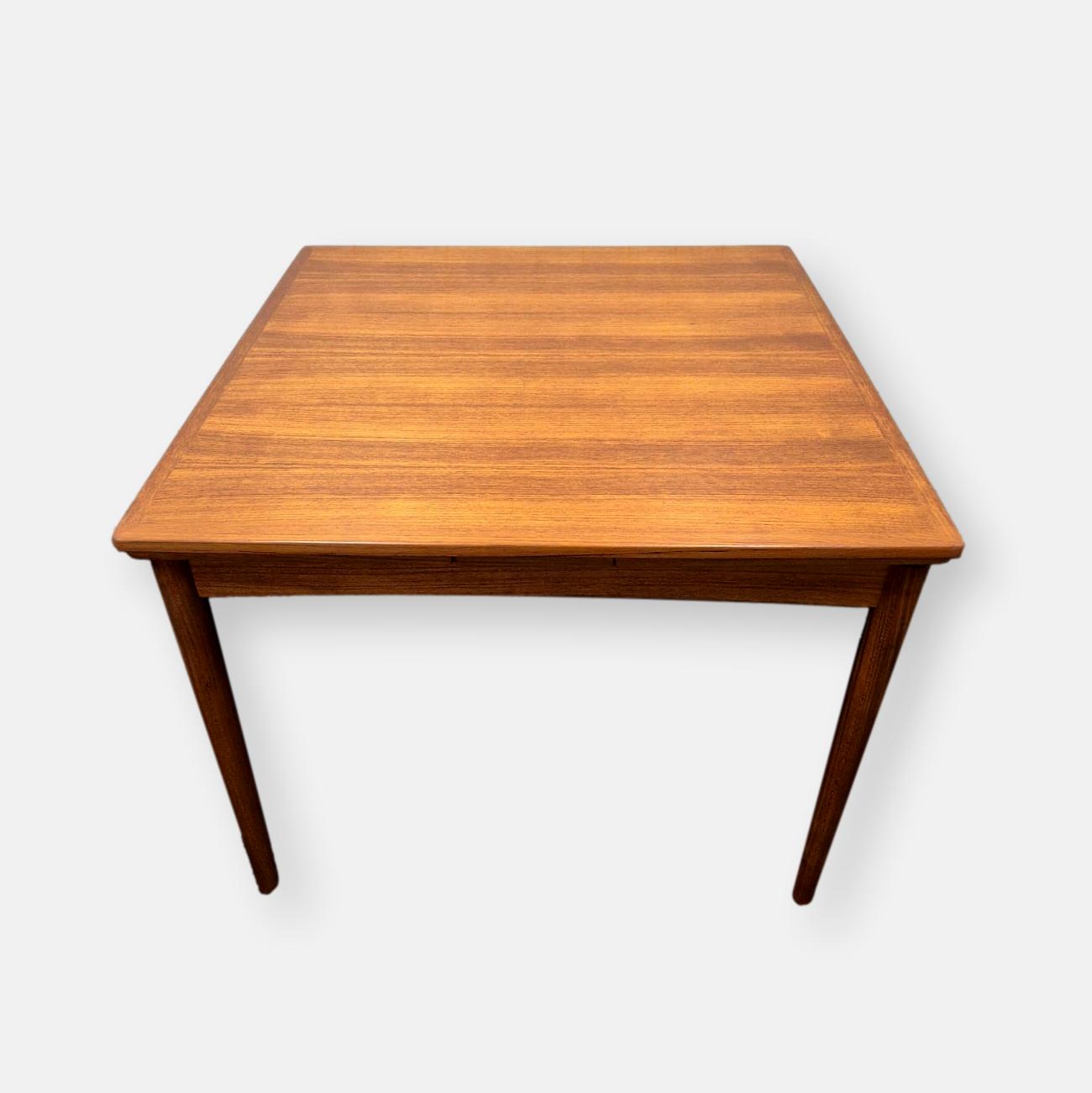 Table scandinave Hundevad & Co