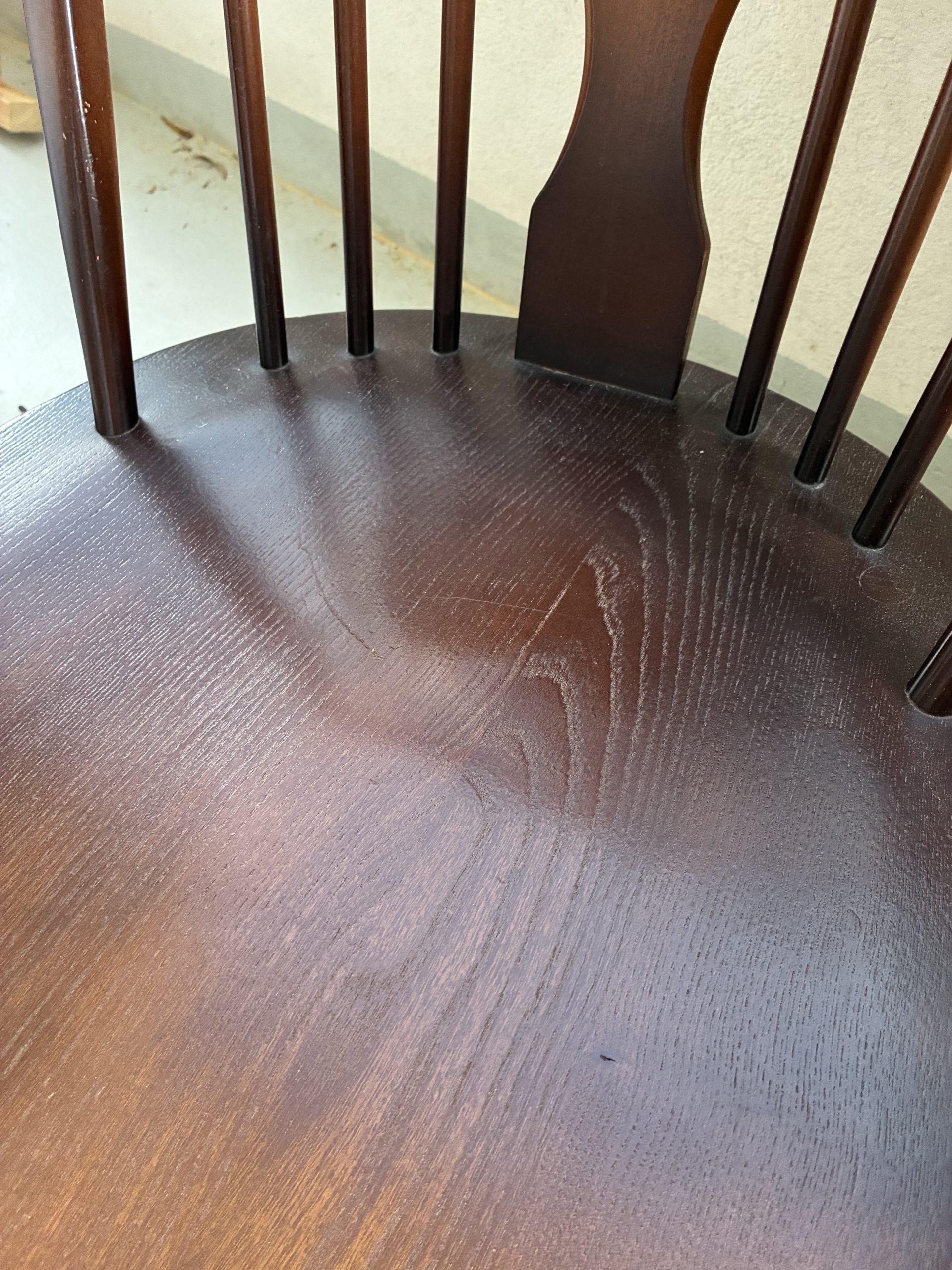 Paire de fauteuils Ercol Fleur de lys années 60 – Image 4