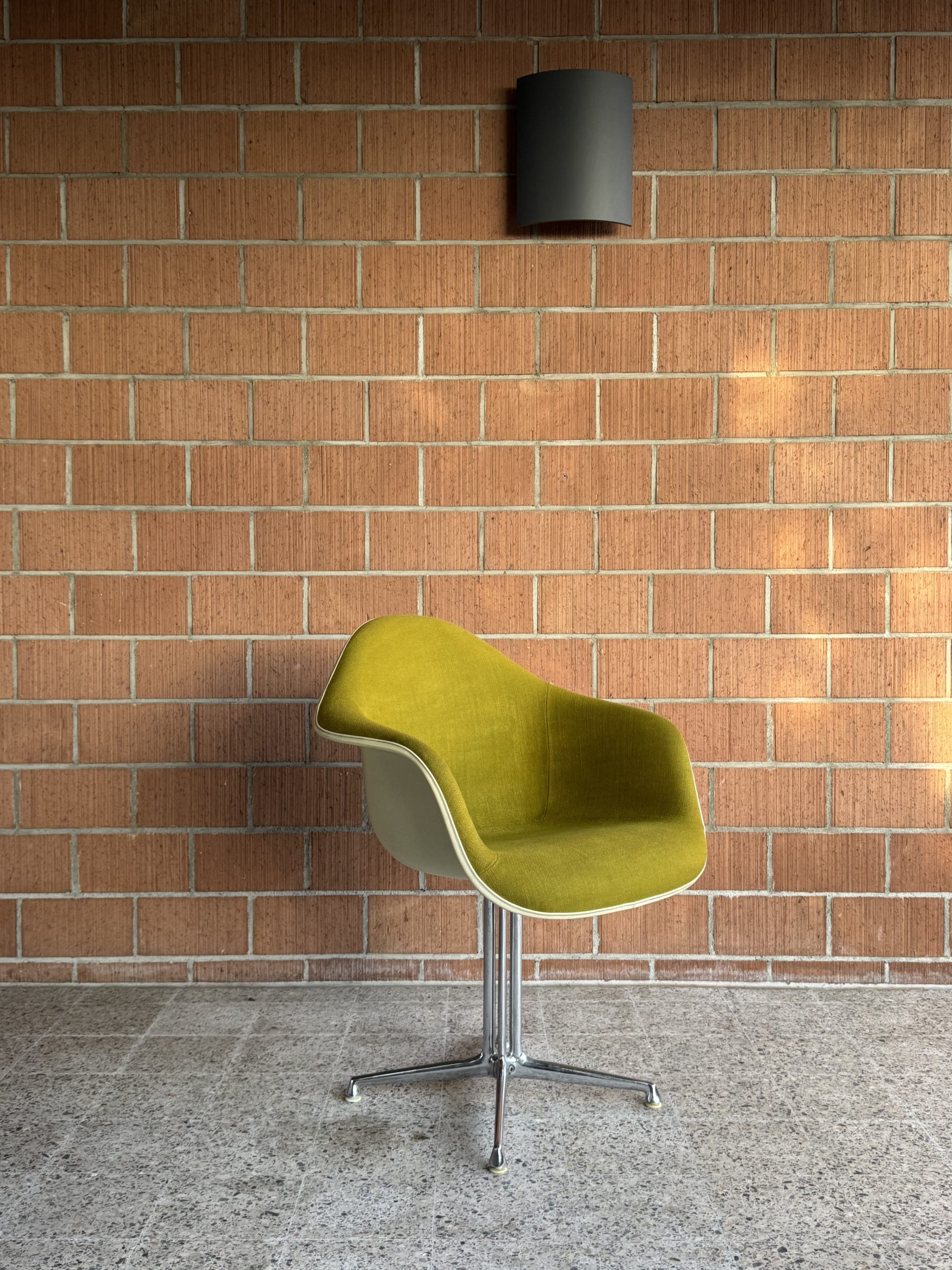 Chaise Eames DAL piètement la Fonda – Image 2