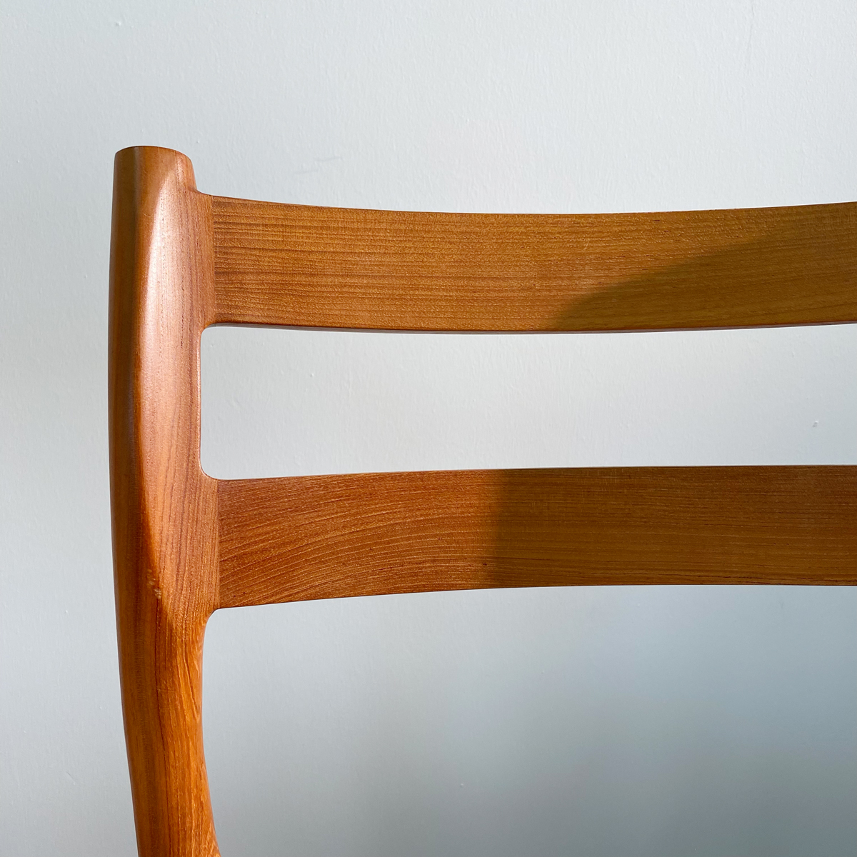 Set de 5 chaises Modell 84 de Niels O. Møller – Image 7