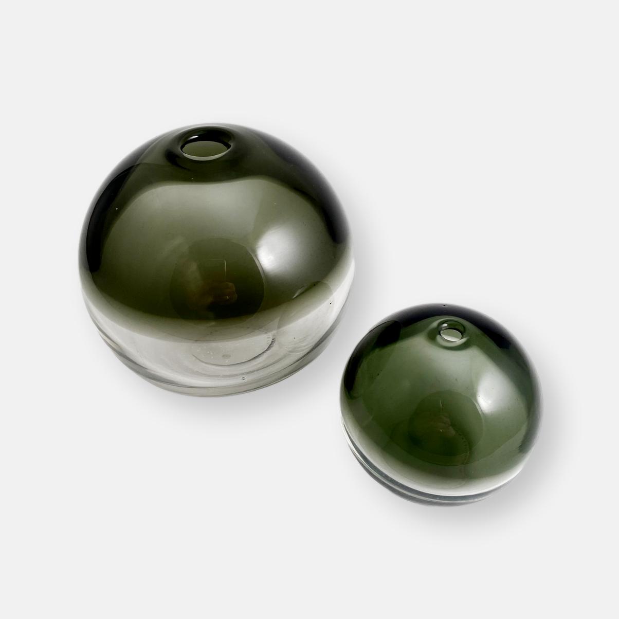Paire de vases "Thunder Ball" de Timo Sarpaneva pour Iittala 1957