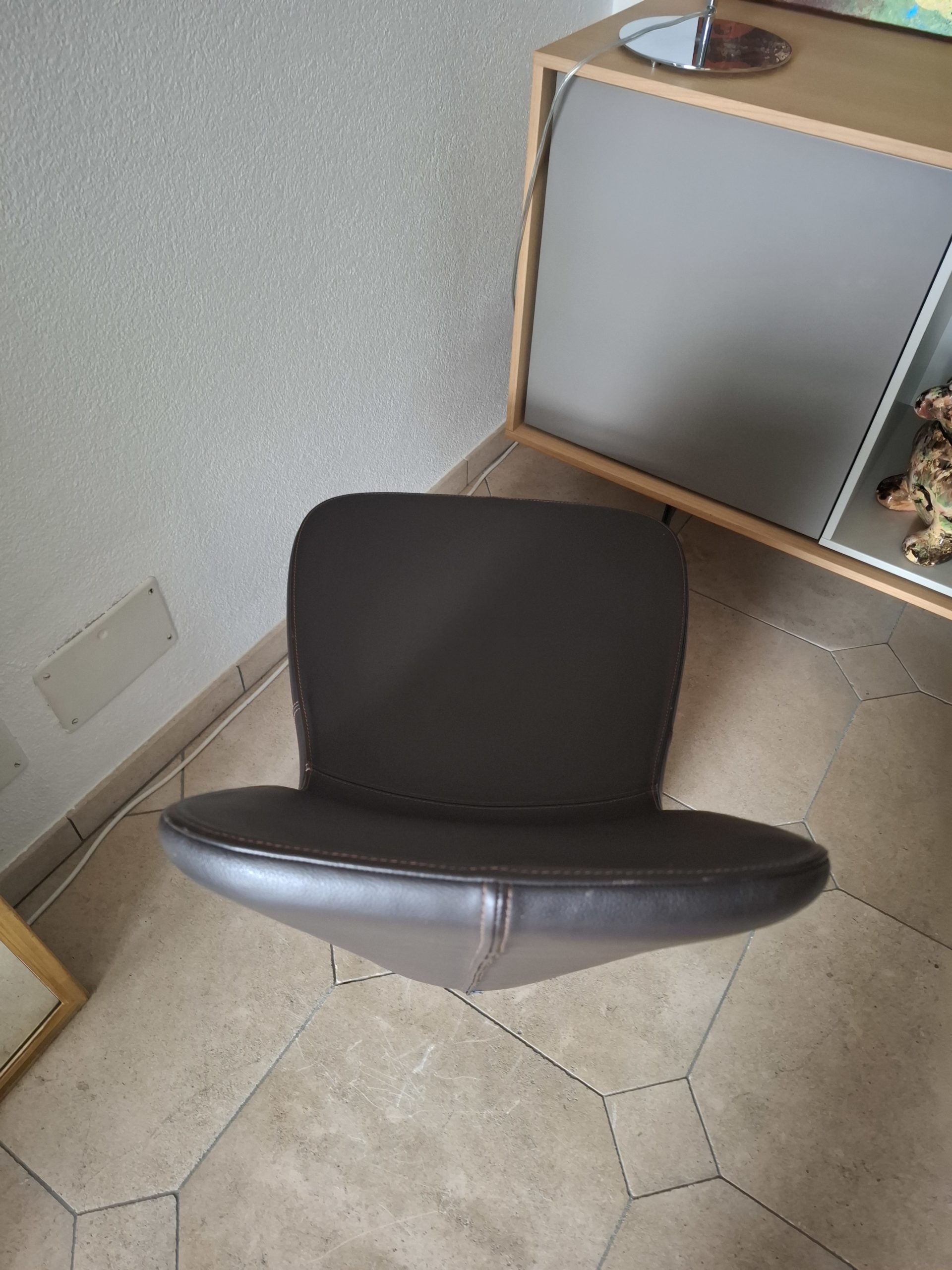 Fauteuil cuir Jasper Morrison pour Vitra – Image 6
