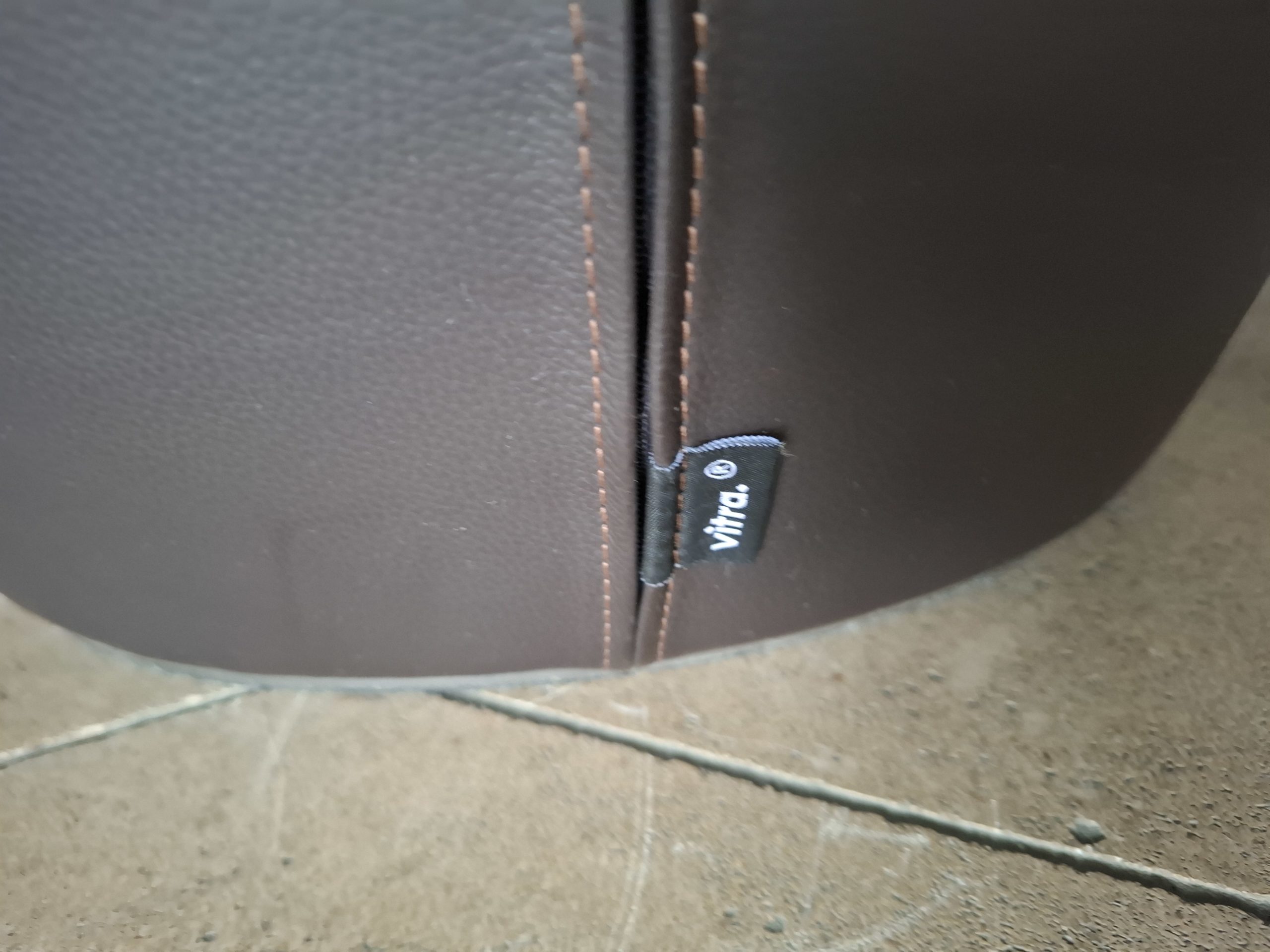 Fauteuil cuir Jasper Morrison pour Vitra – Image 7