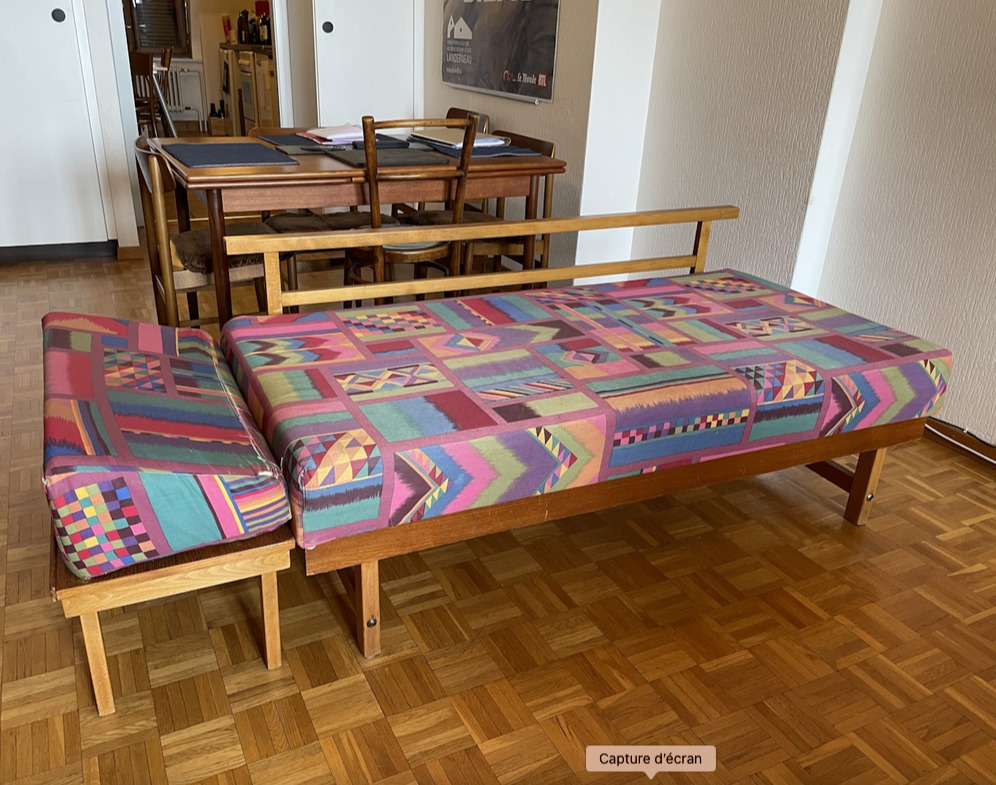 Ensemble daybed et table de chevet en teck – Image 10