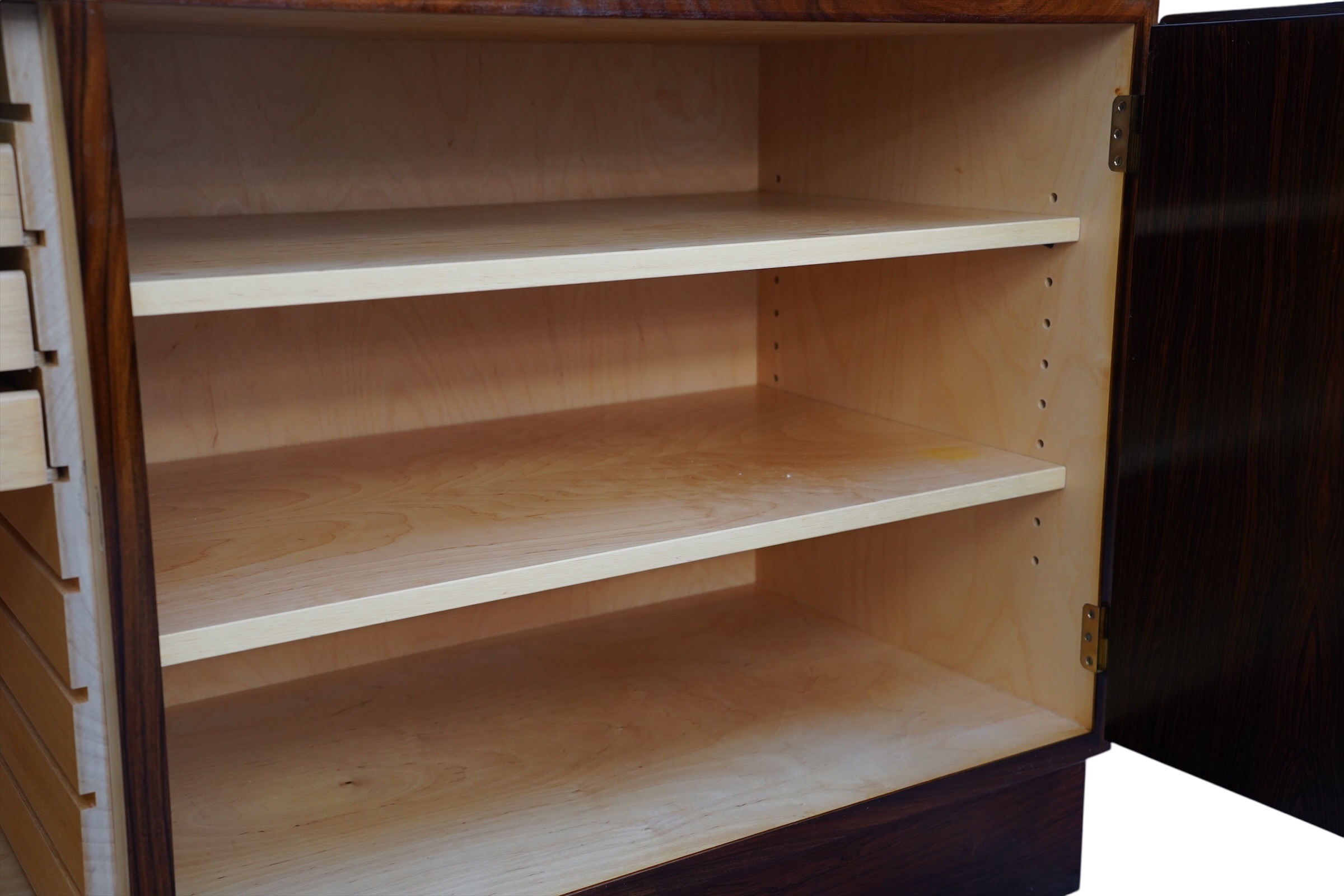 Buffet bas en palissandre Poul Hundevad – Bild 15