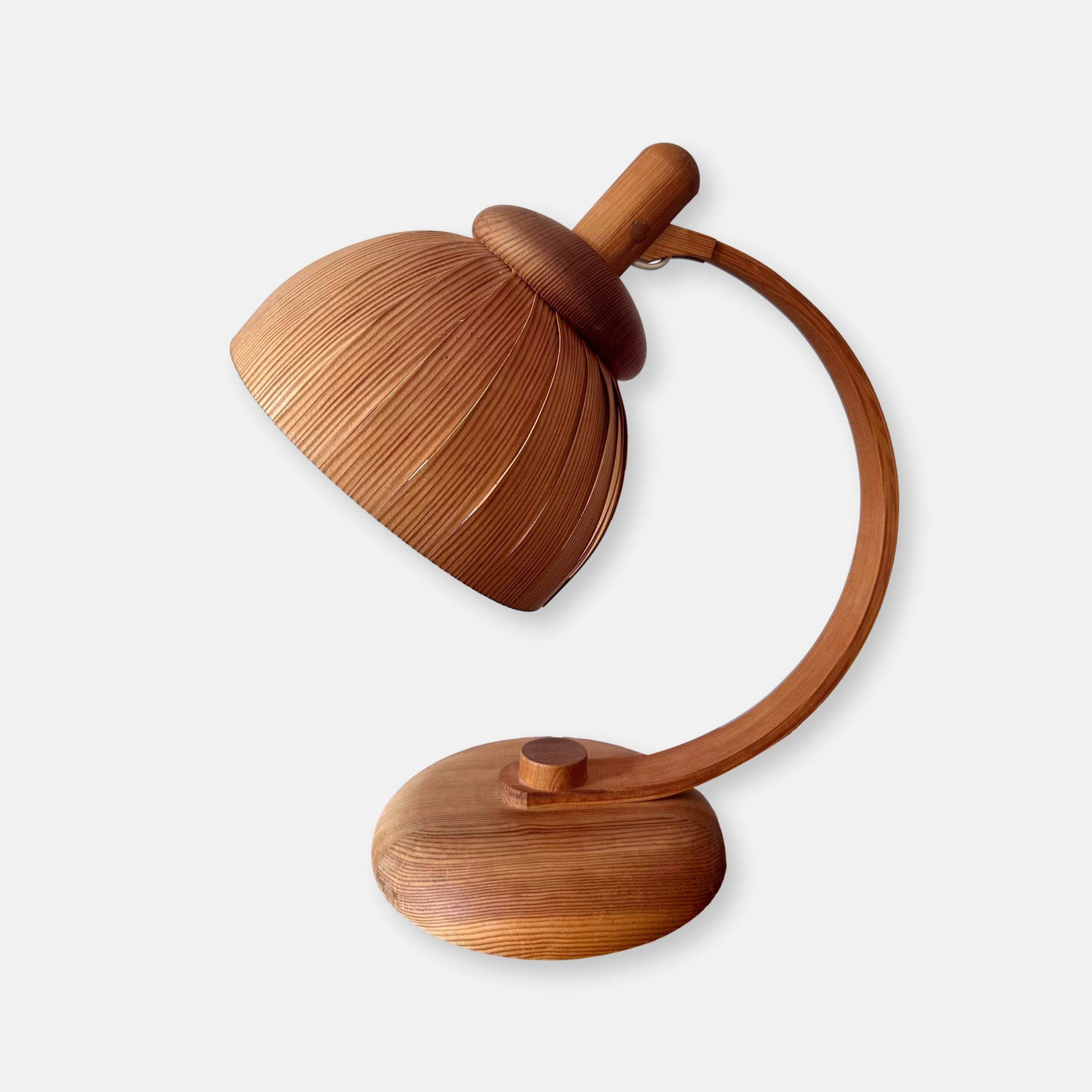 Lampe en pin Jakobsson pour Ellysett