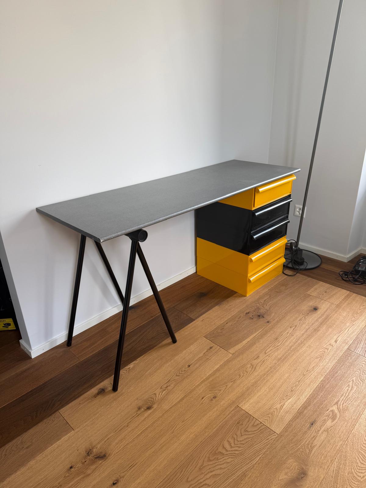 Bureau Kartell Simon Fussell 70's – Image 4