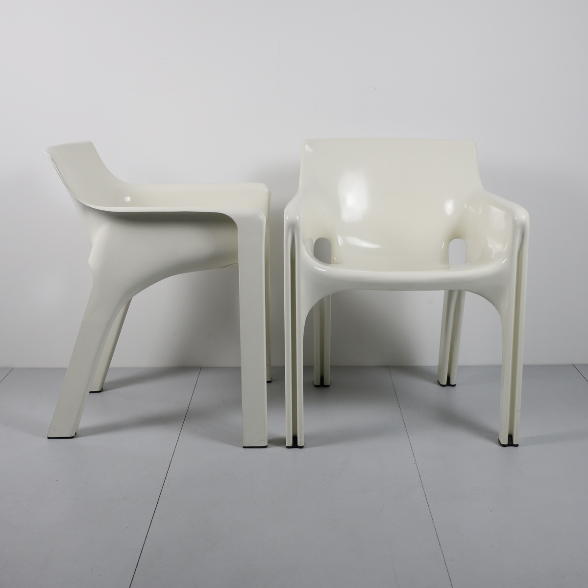 2 fauteuils vintage space age de Vico Magistretti pour Artemide – Bild 10