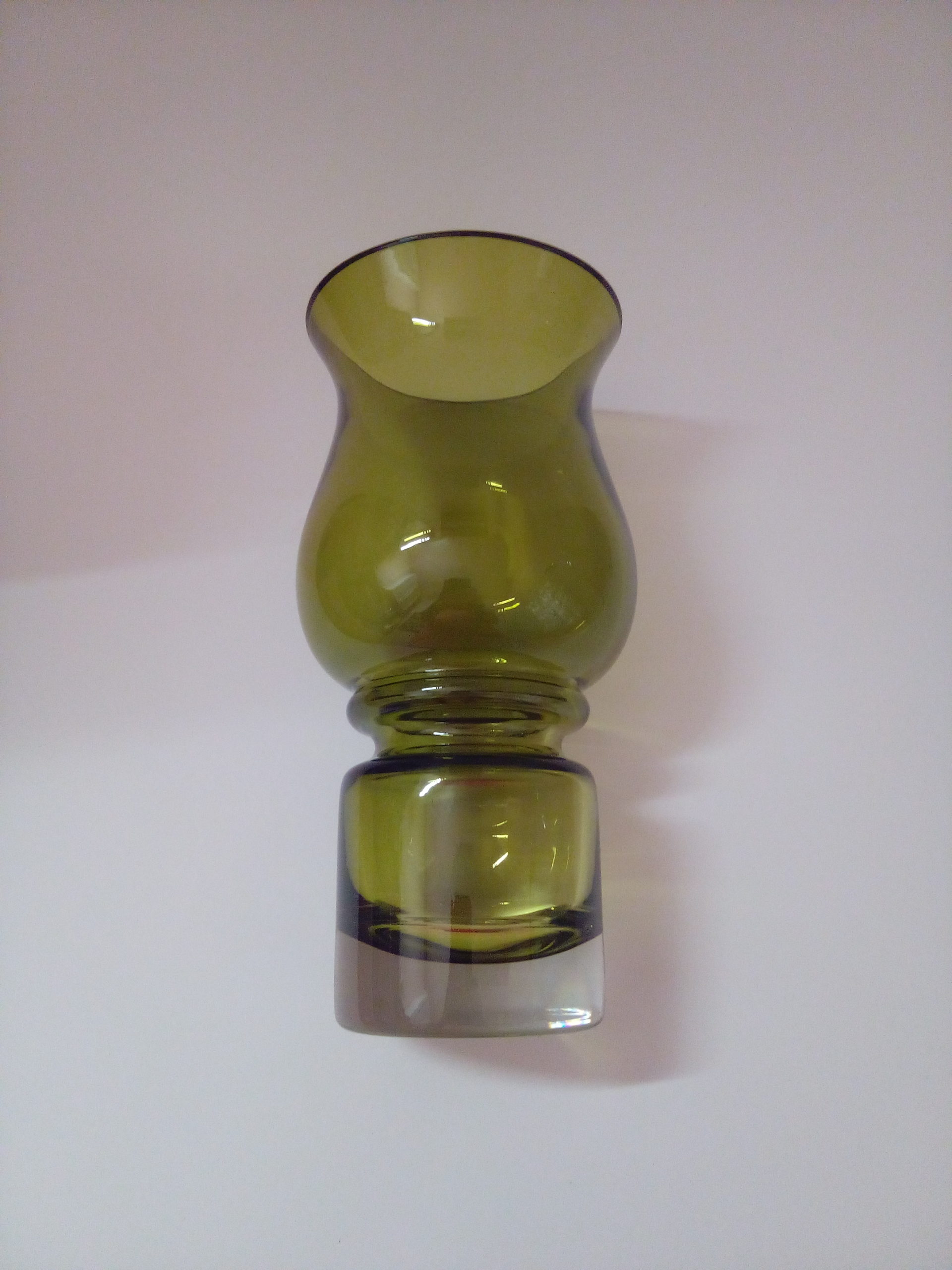 Vase Tulppaani par Tamara Aladin – Image 5